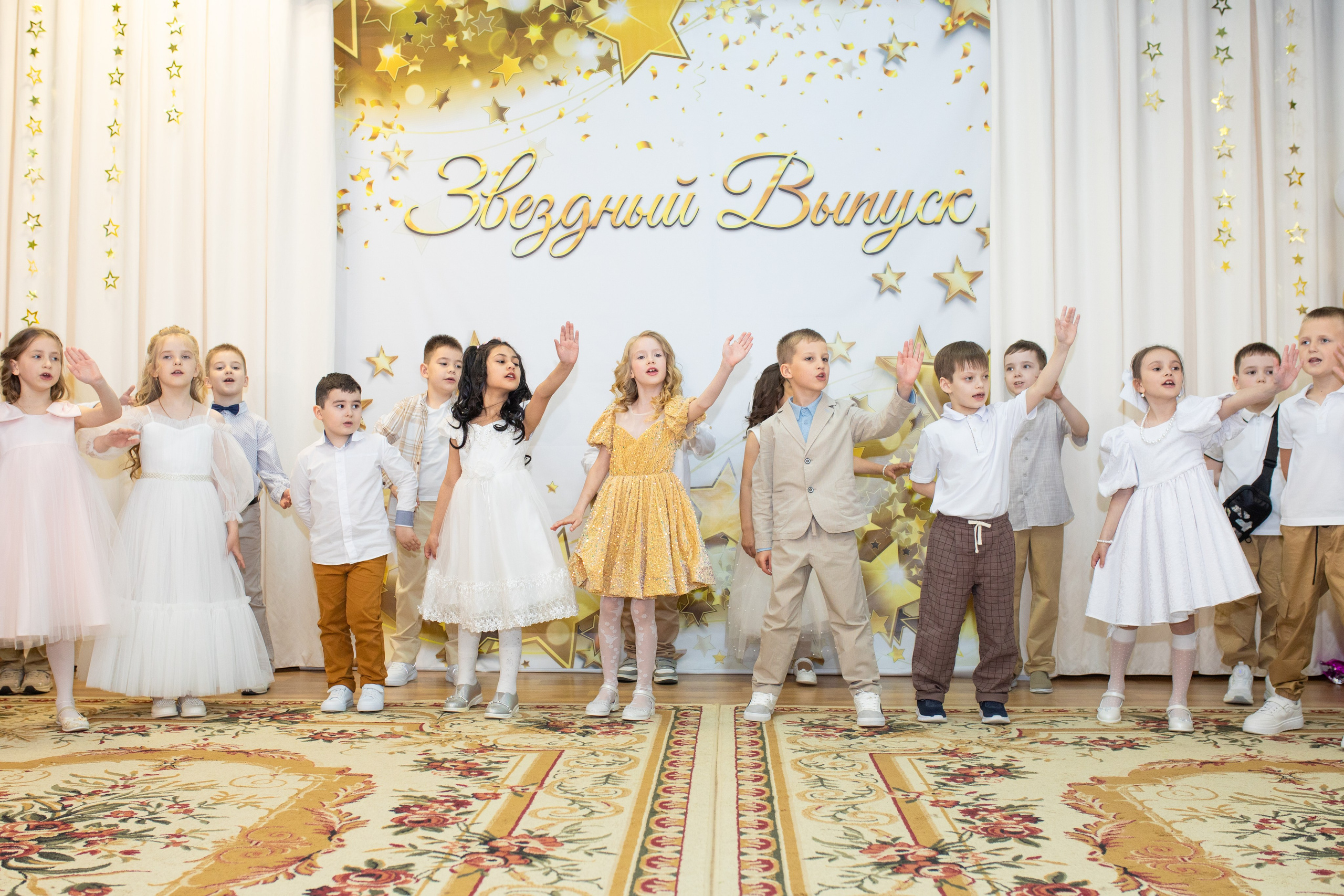 Звездный Выпуск. Фотограф в Новосибирске Ася Зверева