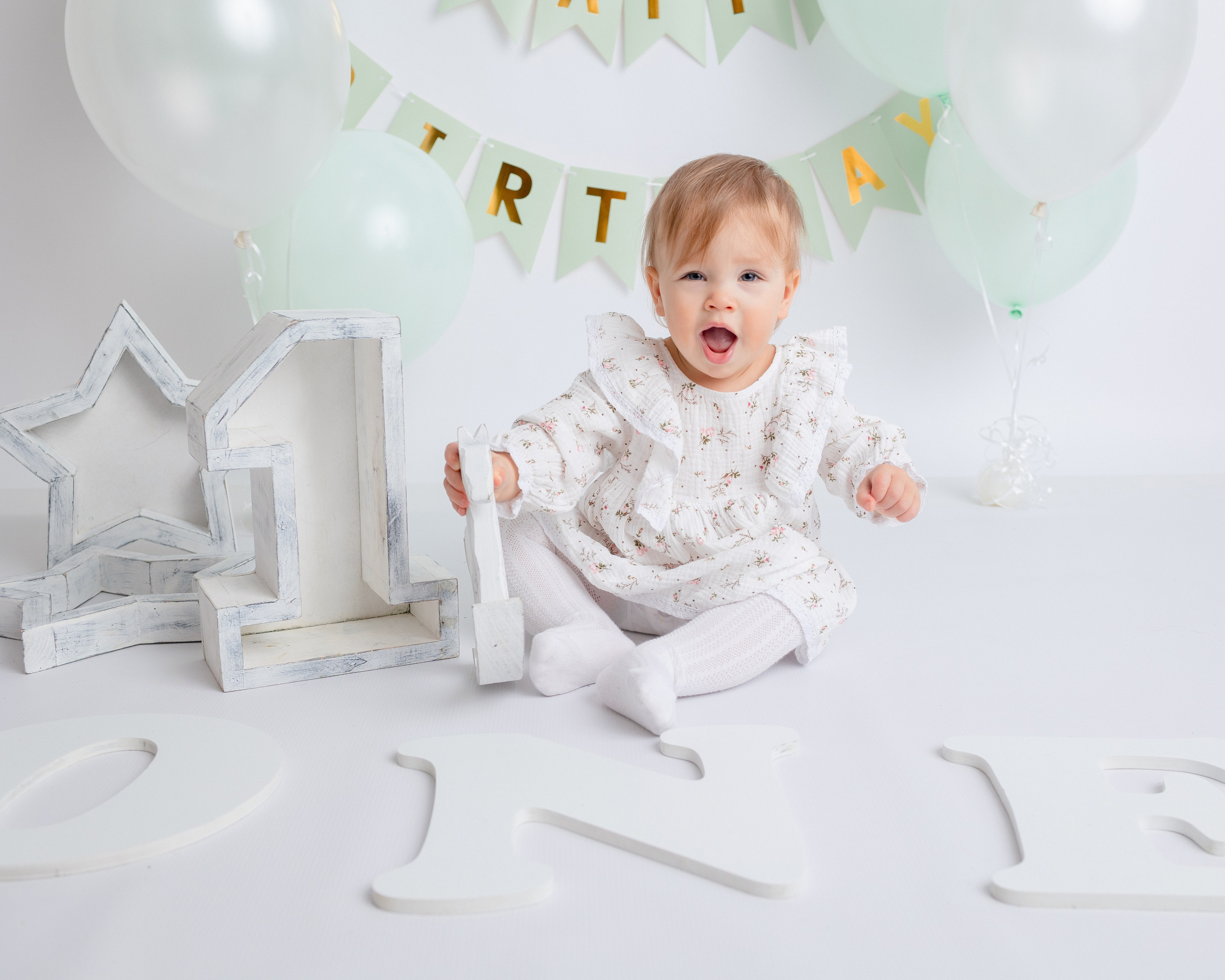 Годик стандарт. Newborn Фотограф в Твери