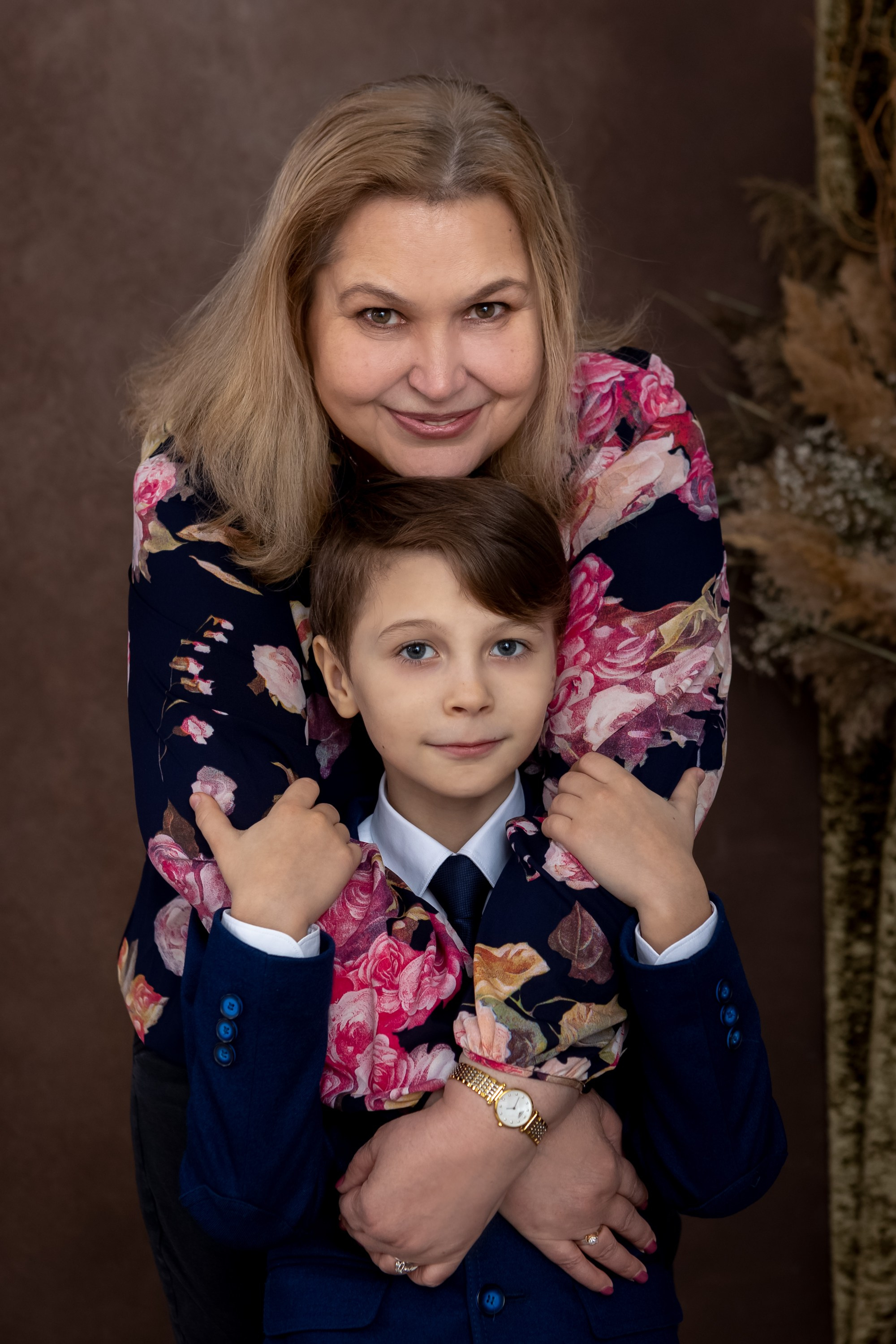 Семейная фотосессия в студии. Фотограф в Оренбурге. Профессиональный фотограф