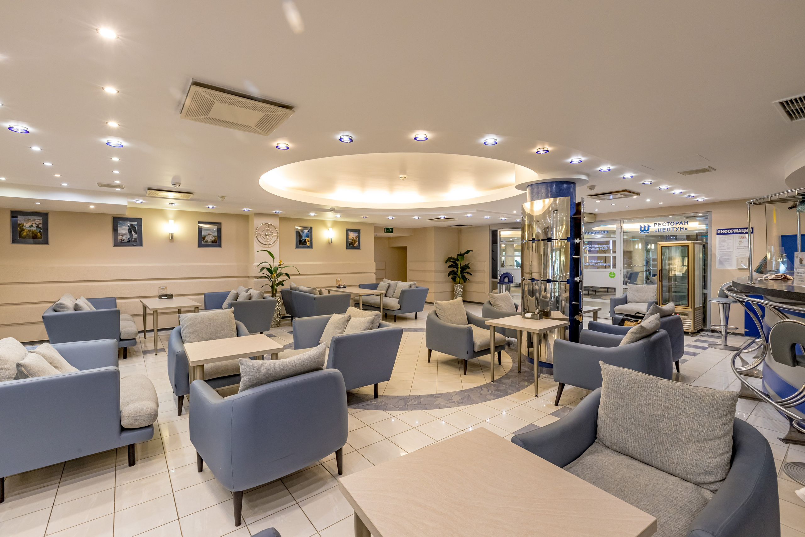 Лобби отеля «Нептун». Фотограф Махлаева Виктория/Санкт-Петербург
