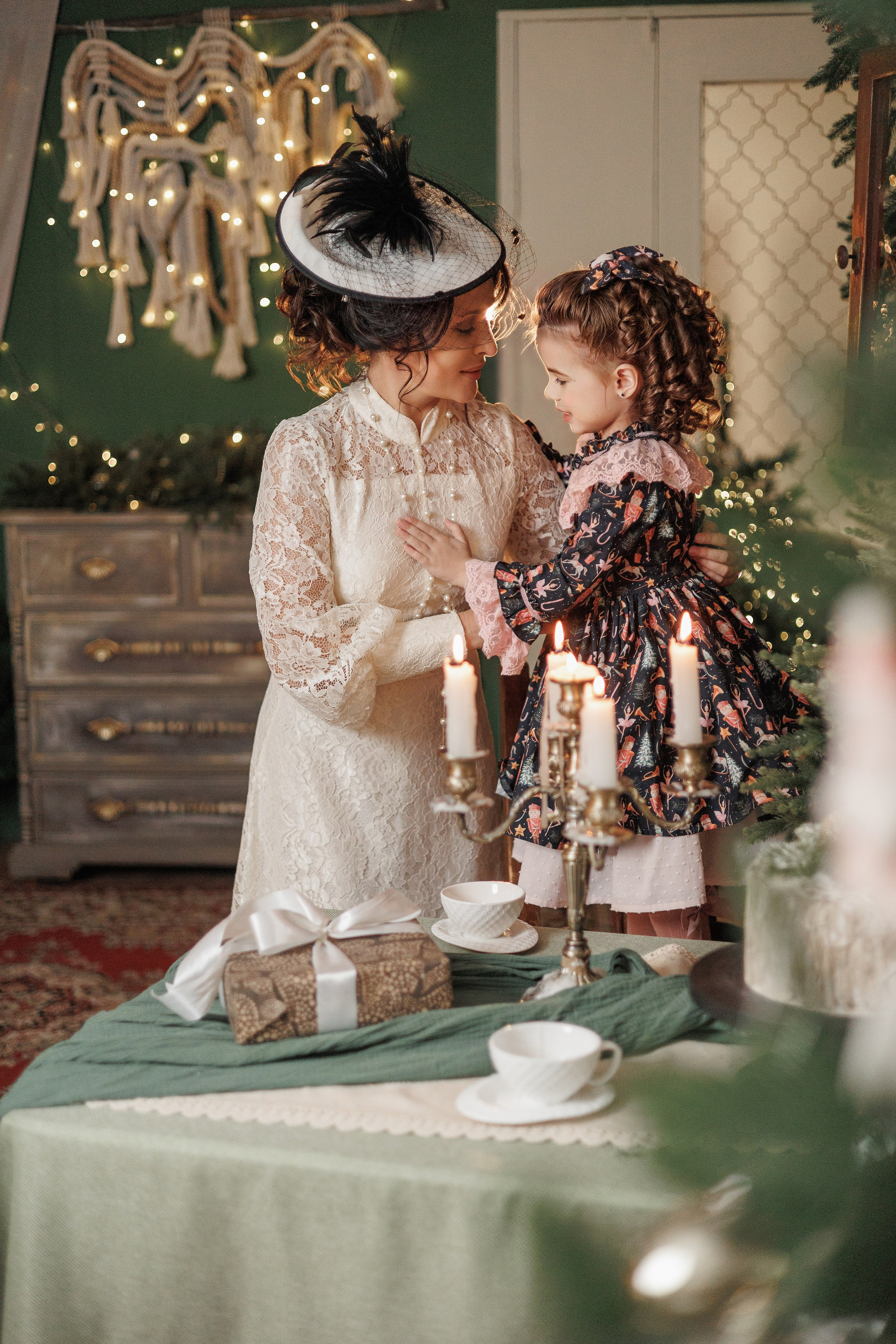 Мама и дочка. Фотограф Мальнева Юлия в Липецке, в Москве. Фотостудия MARU в Липецке