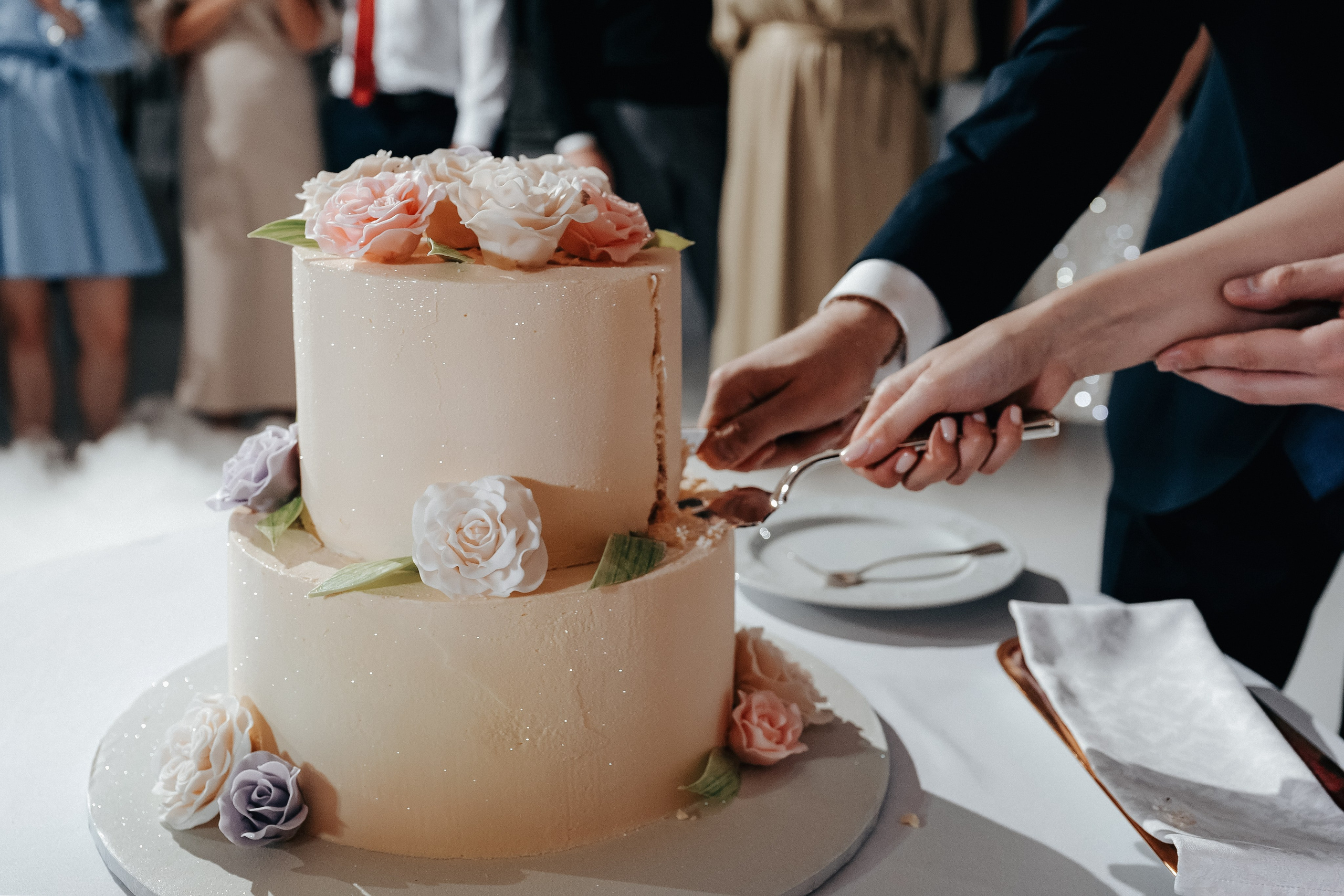 Свадебные приключения красивых и счастливых в Москве. Таганский ЗАГС + Golden Ring. Свадебный и семейный фотограф Виктория Носачёва. Щелково, Москва и МО