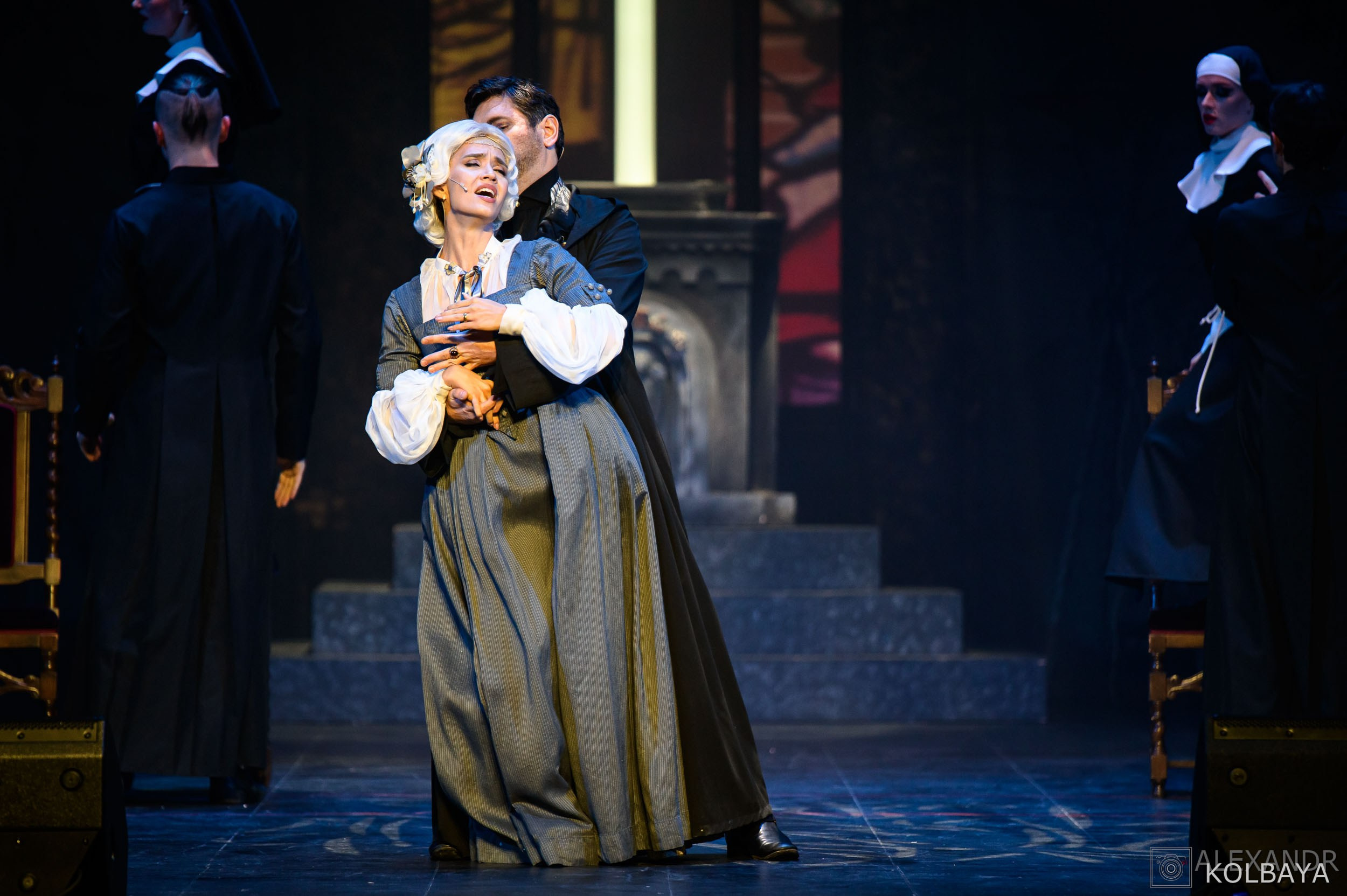 Опасные связи. Концертный и театральный репортажный фотограф в Москве Александр Колбая