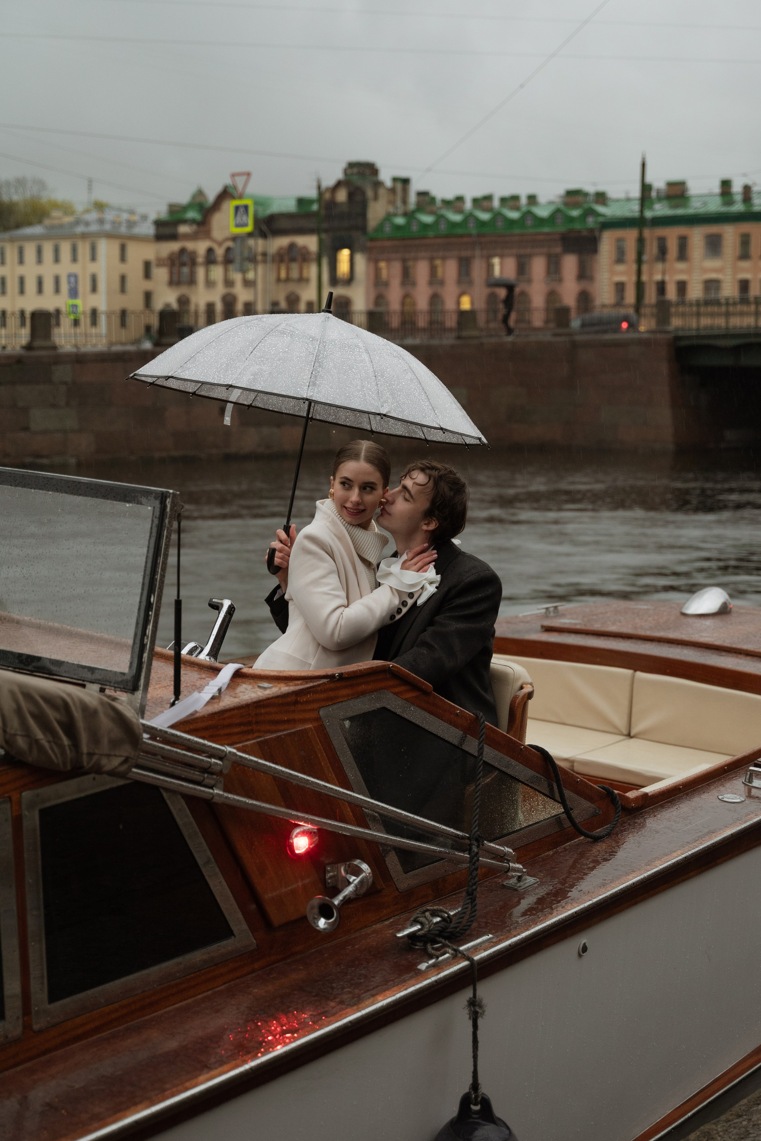 Александр и Варвара | 06.05.25. Свадебный фотограф в Санкт-Петербурге Владислава Тюльпина