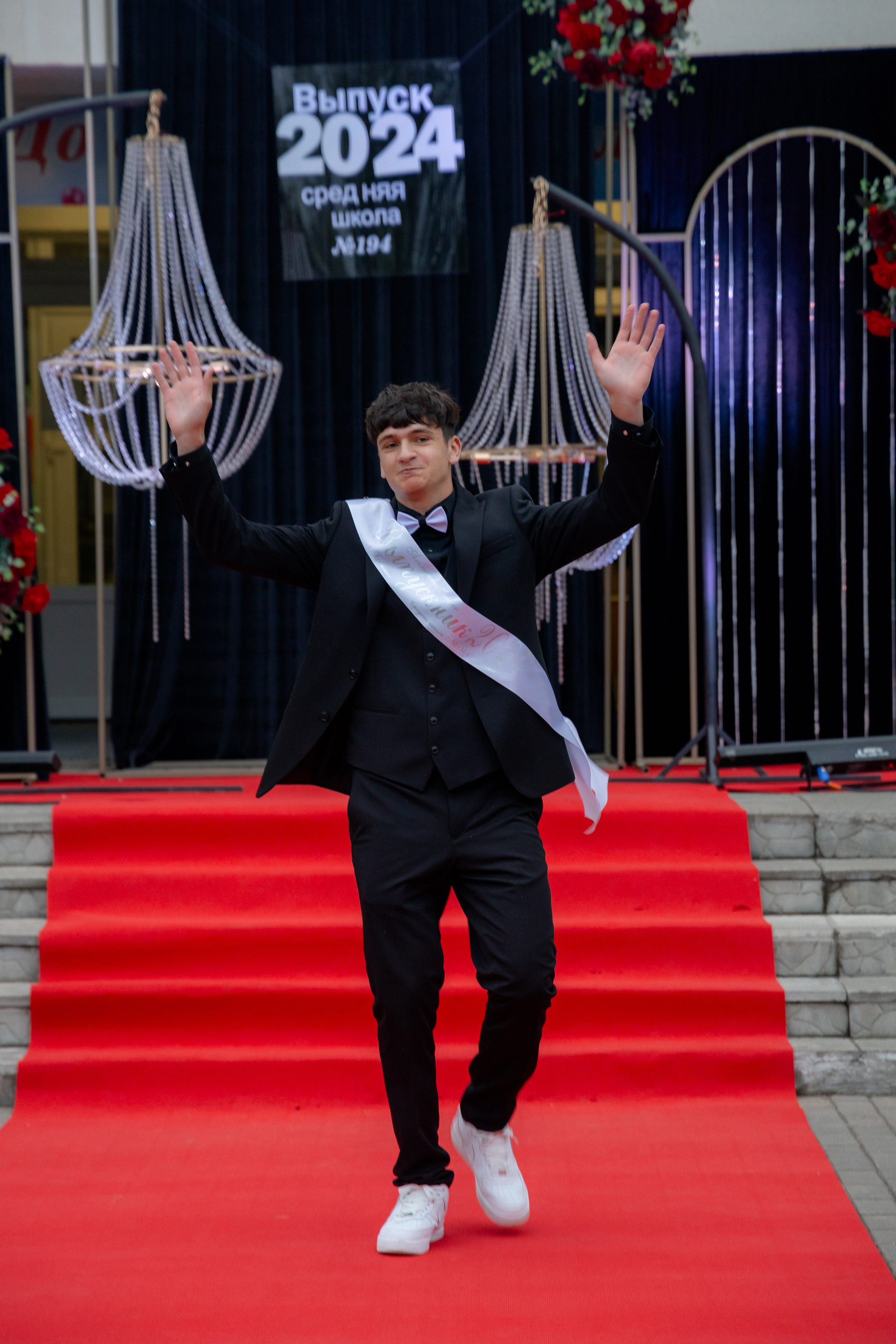 Школьный выпускной 2024 год в Соколе (Минск). Свадебный фотограф в Минске/Беларуси Сергей Спиридонов