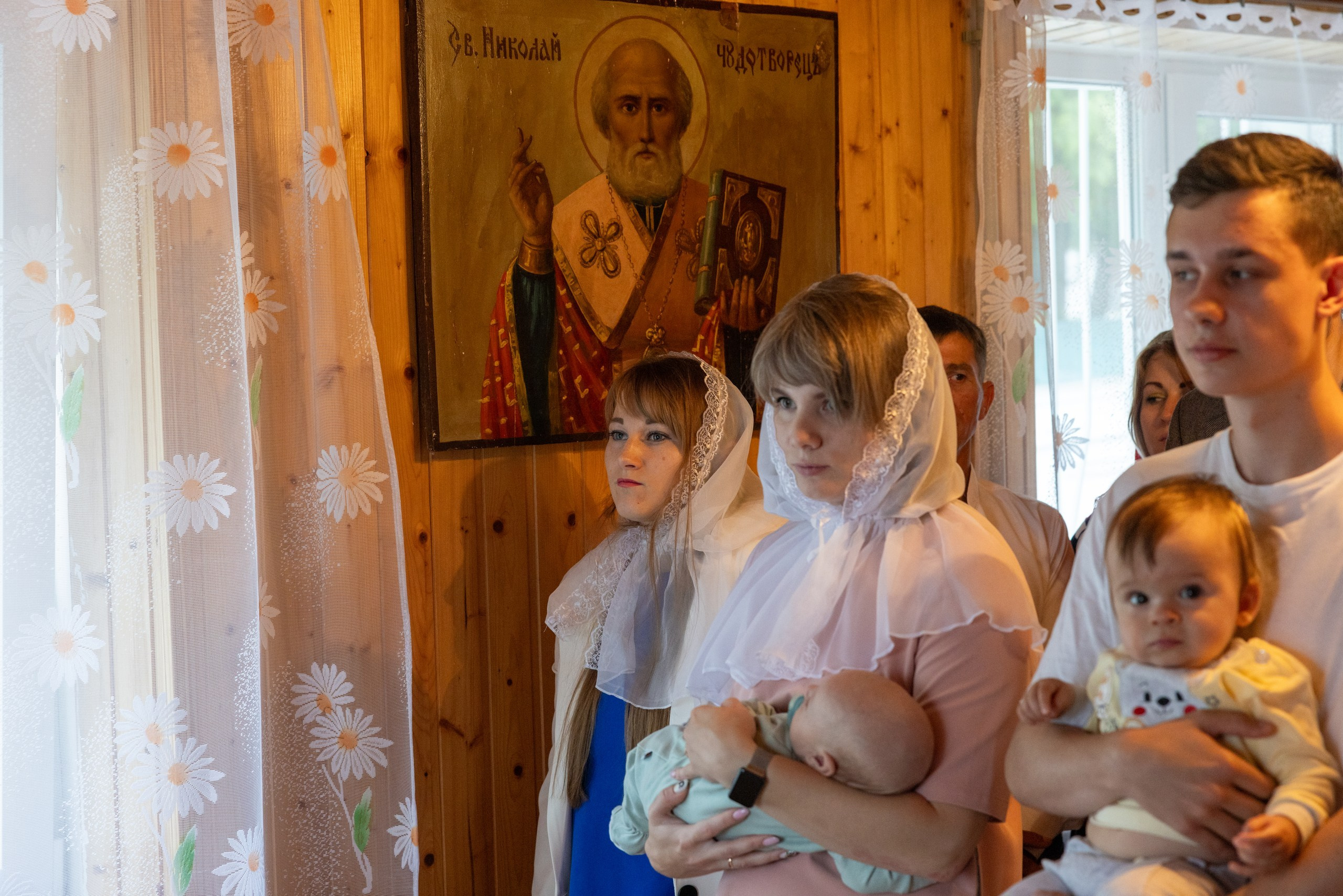 Образец репортажа крещения оригиналы, без искажений, без вспышки, светосильная оптика!. Фотограф в Туле Крупский АнДРей. Фотостудия «КАДР71» в Туле