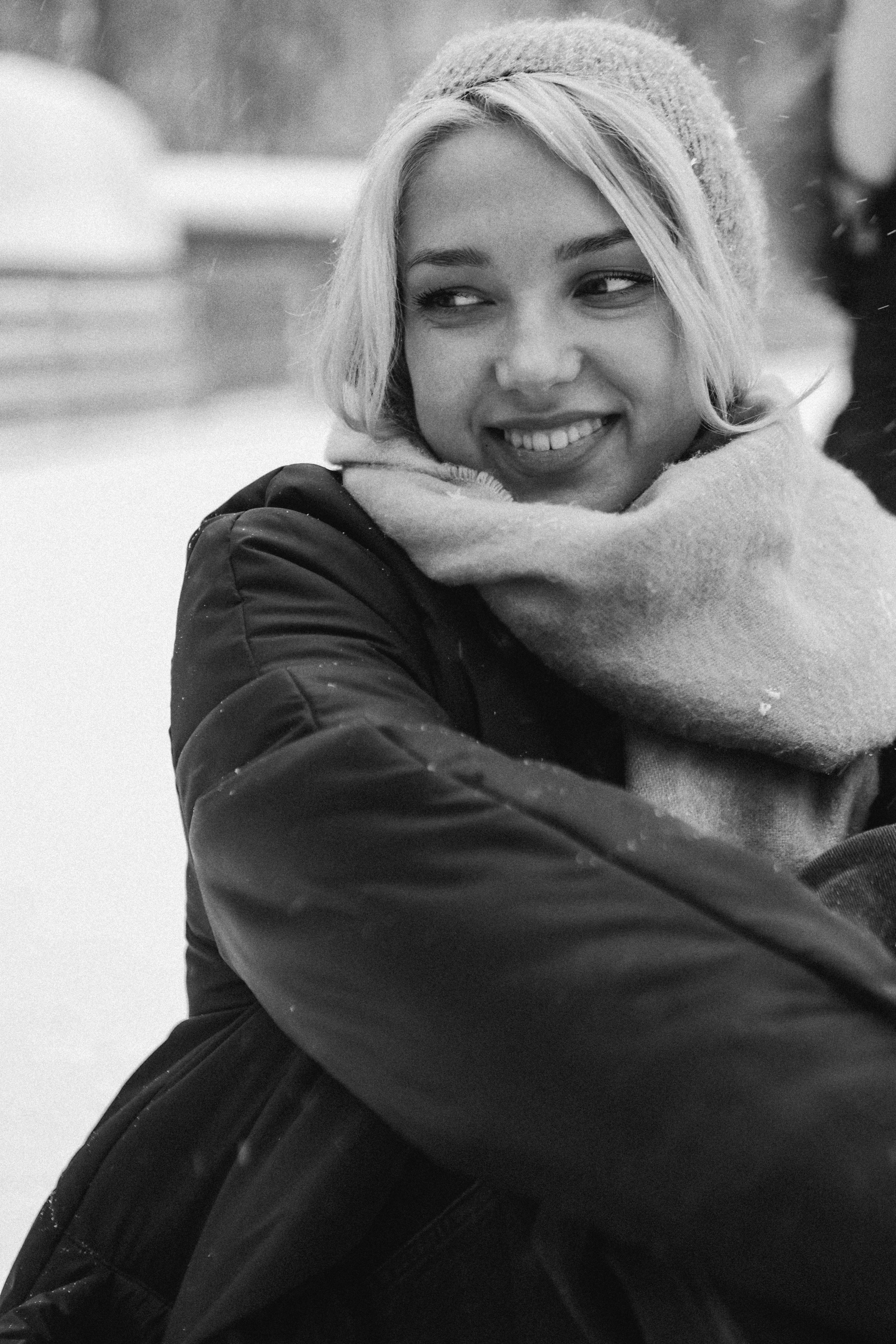 Саша Пряхина. Контакты