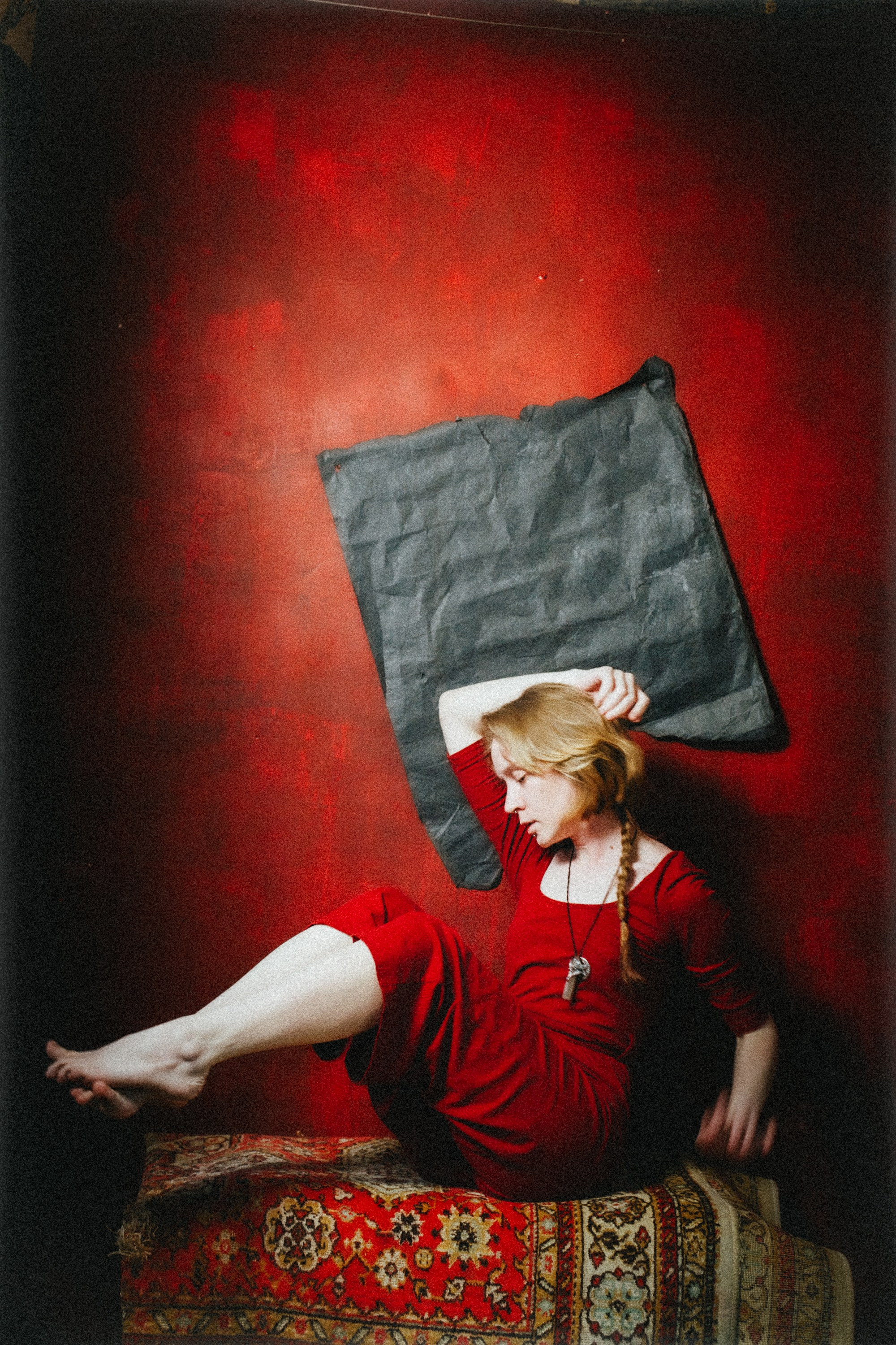 Вика. Домашняя студия. RawCat. Портретная фотография Екатеринбург