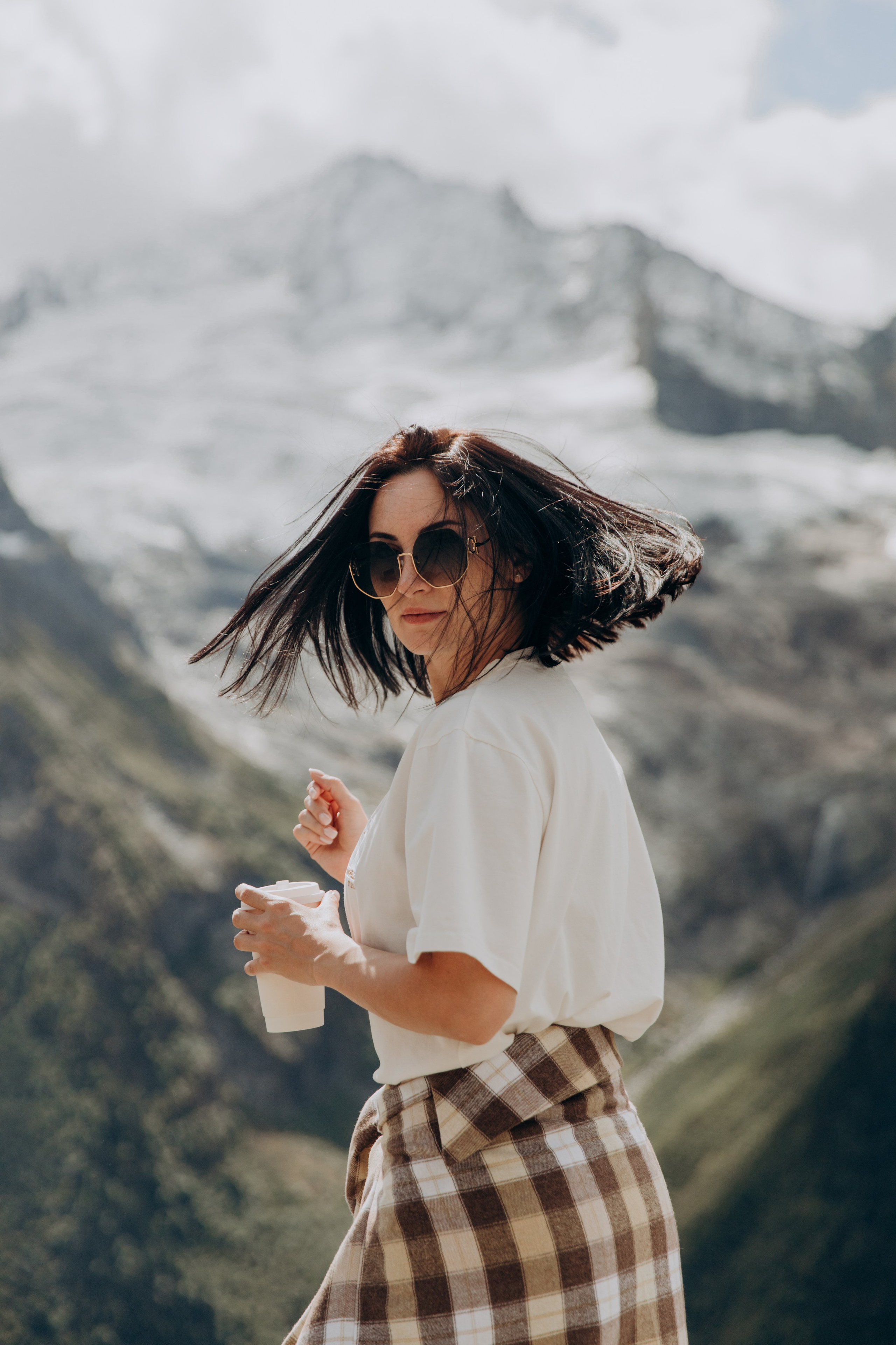 Юля с семьей, Домбай. Портфолио