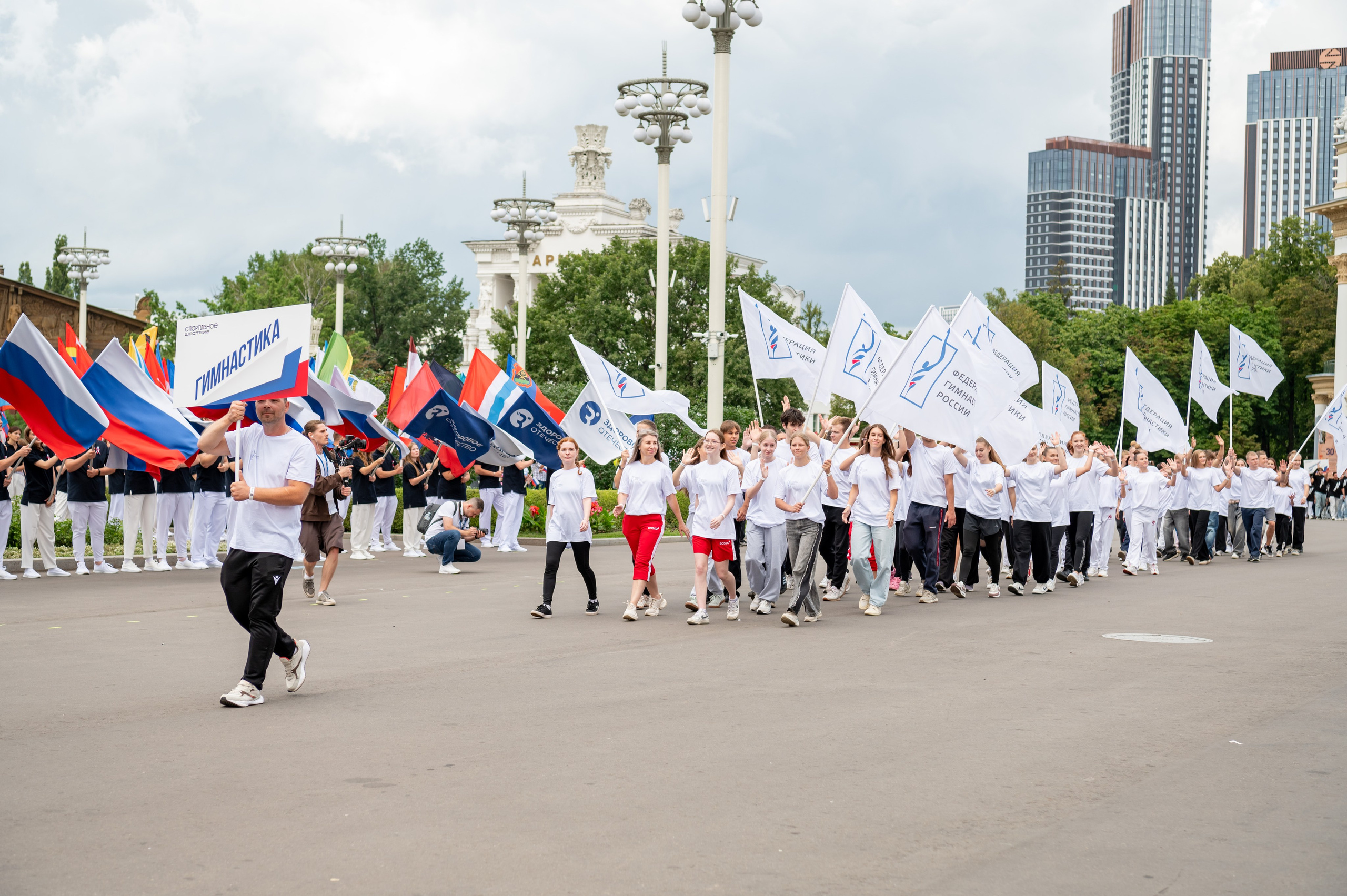 Спортивное шествие посвященное Дню физкультурника!. Детский и семейный фотограф г. Москва Оксана Катаджи