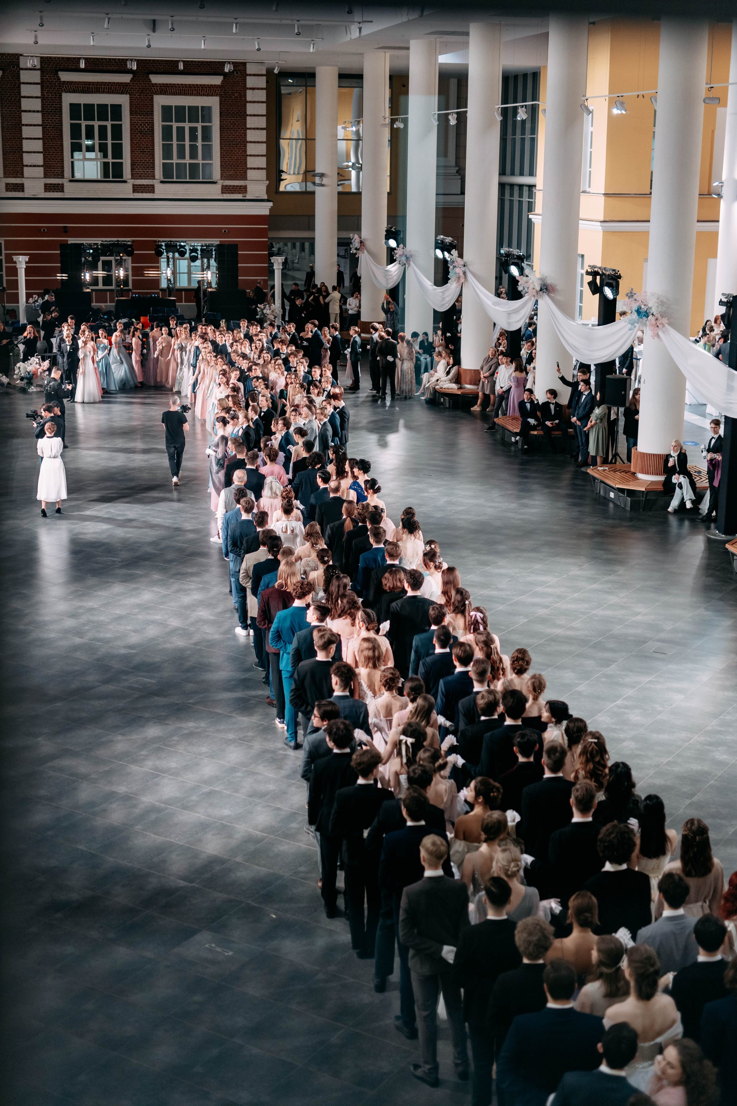 Бал студентов ВШЭ. Фото и видео съемка. Андрей Ионов