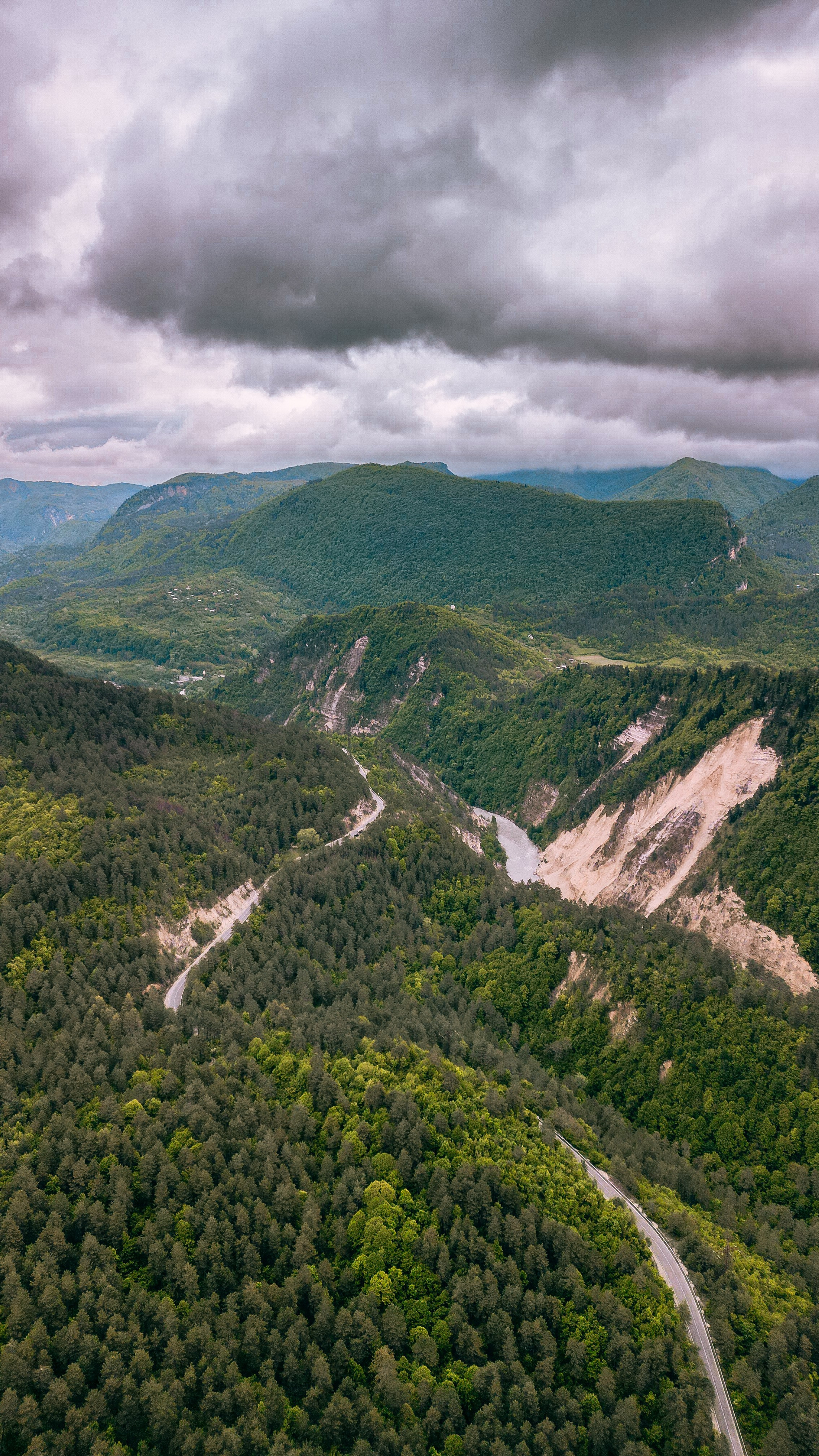 Грузия 2023. Человек с фотокамерой