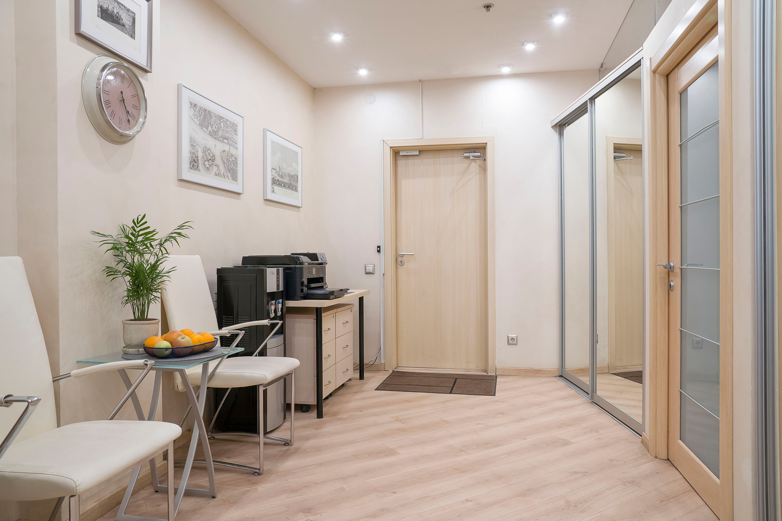 Интерьерная фотосъёмка бизнес центра Биржа. Фотограф в Санкт-Петербурге. Репортажная и все съёмки для бизнеса