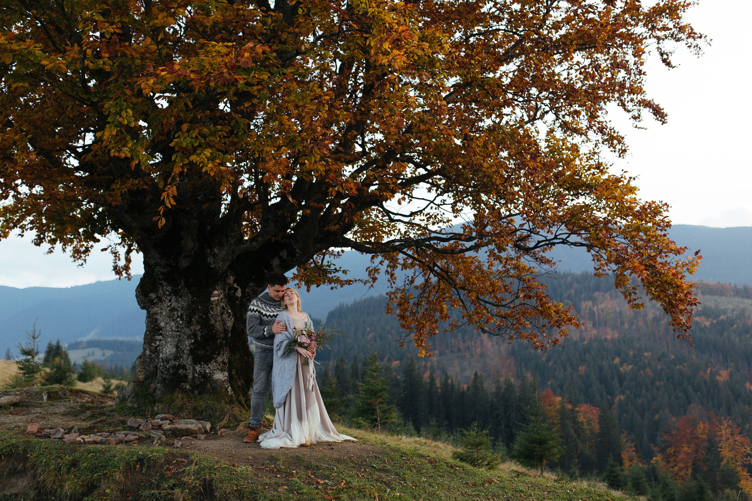 Свадебная фотосессия в горах. Свадебный фотограф и видеограф Краснодар, Ростов, Сочи, Новороссийск