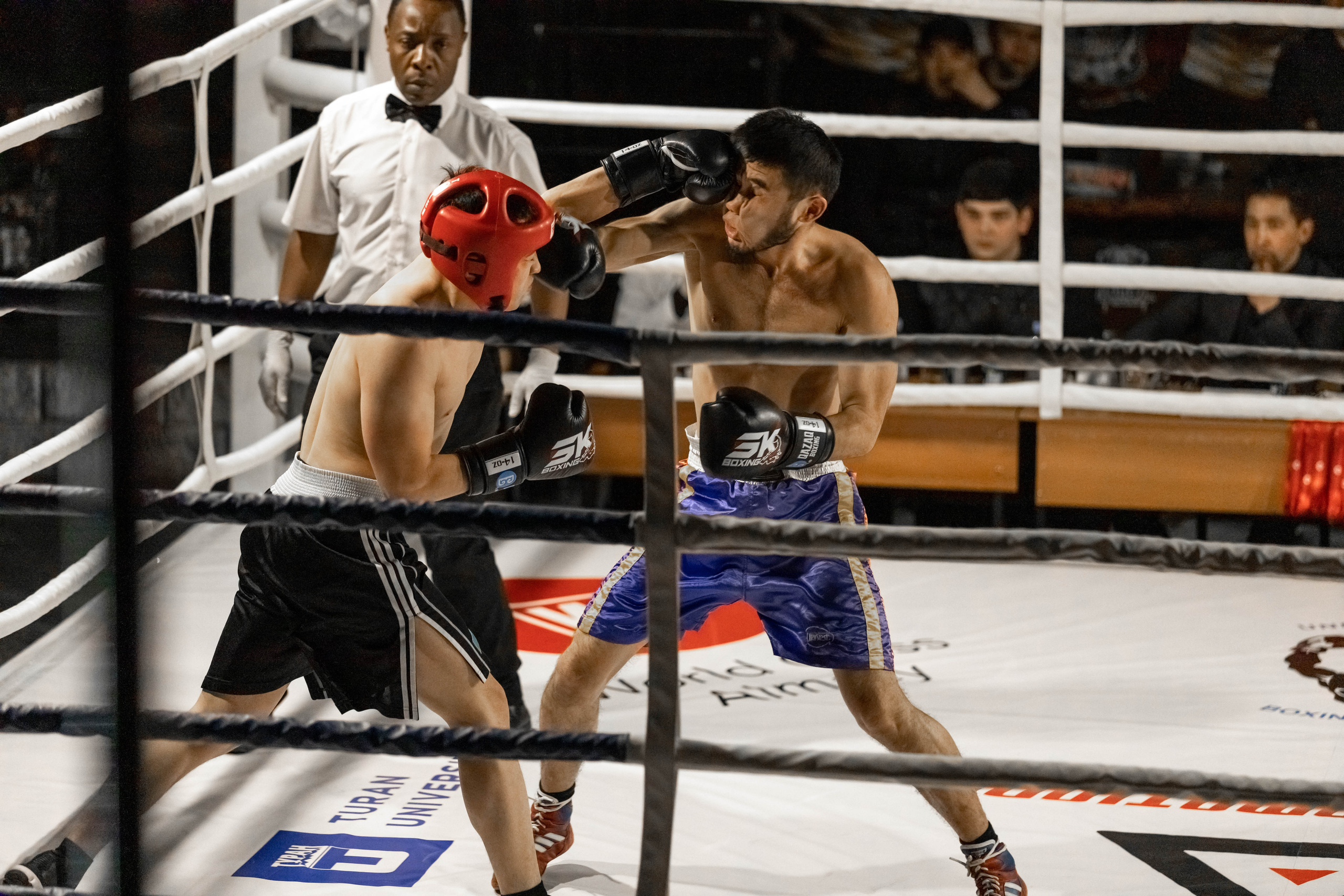 Бокс. Семейный и детский фотограф в Алматы Юлия Бельфер