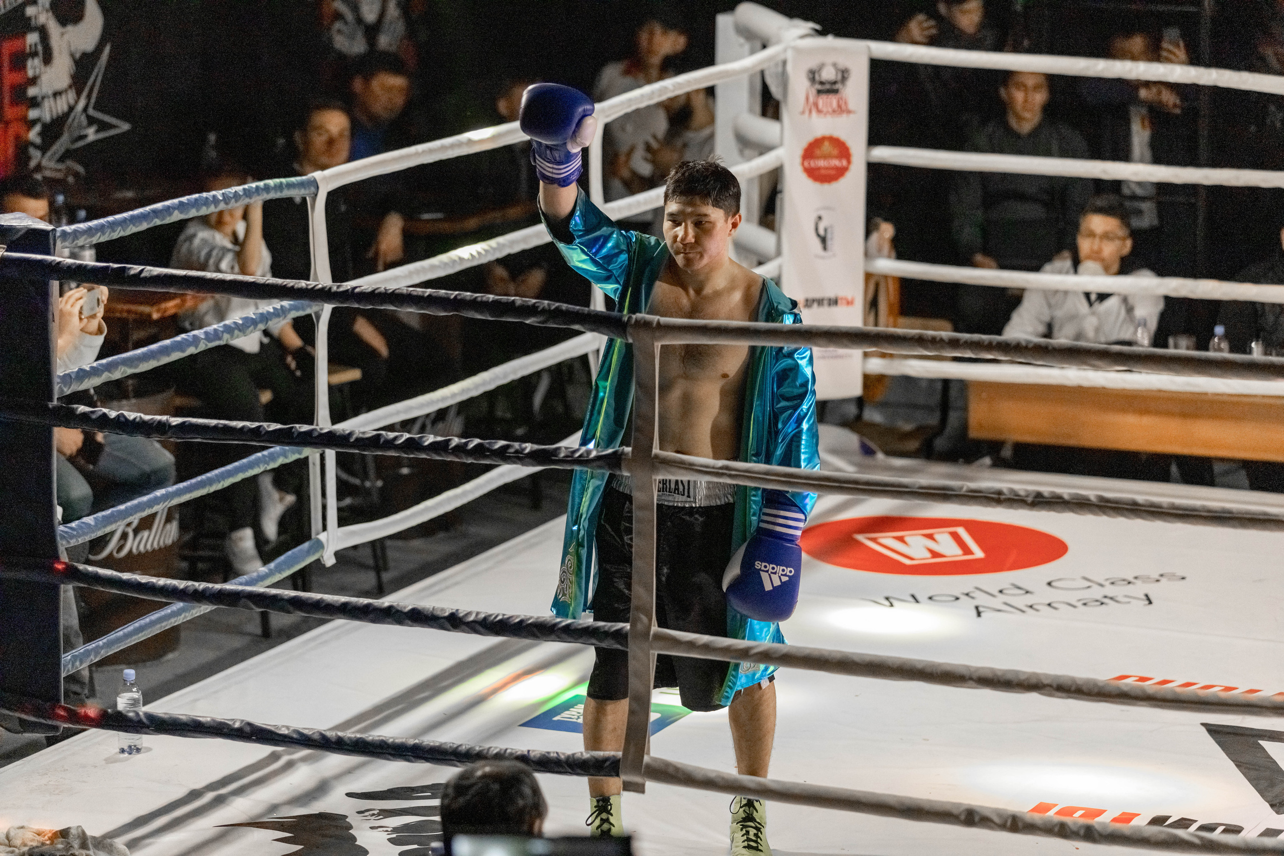 Бокс. Семейный и детский фотограф в Алматы Юлия Бельфер