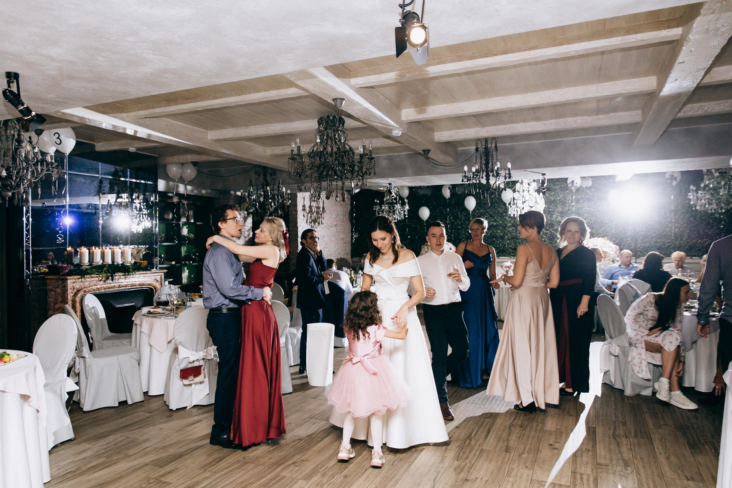 Виктор+Настя. Свадебный и семейный фотограф в Москве Андрасюк Елена