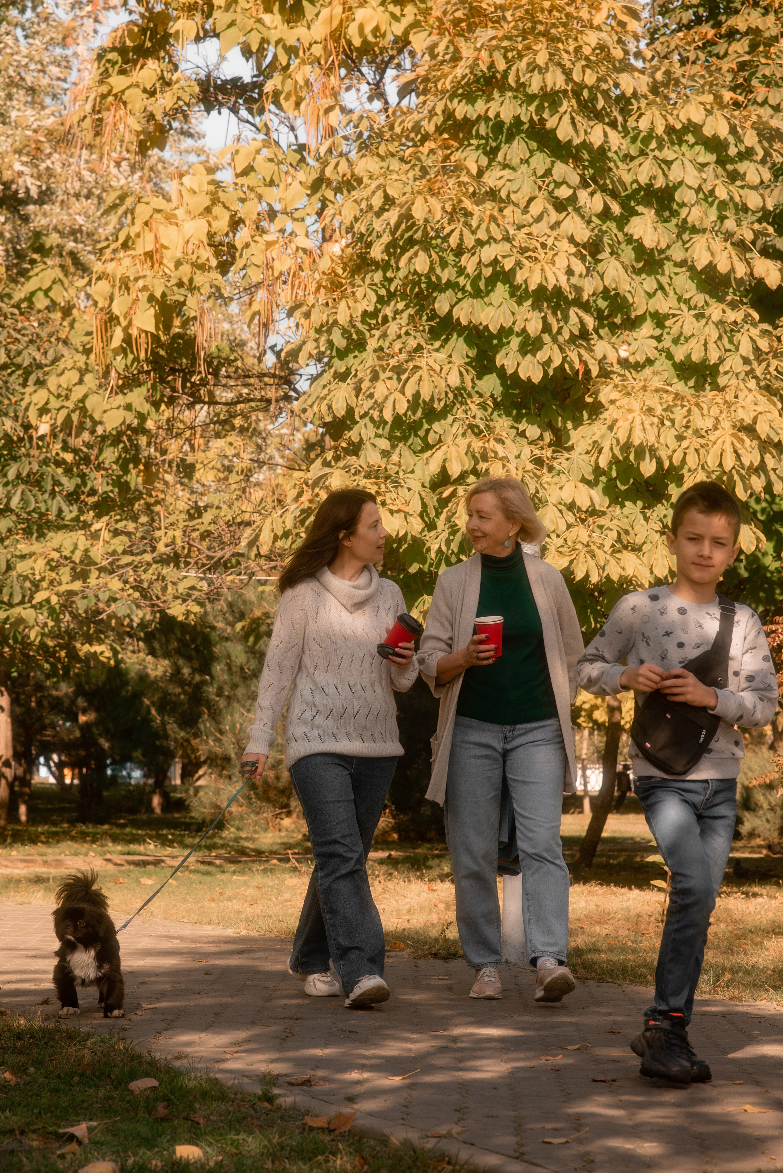 Тепло на улице и на сердце. Главная