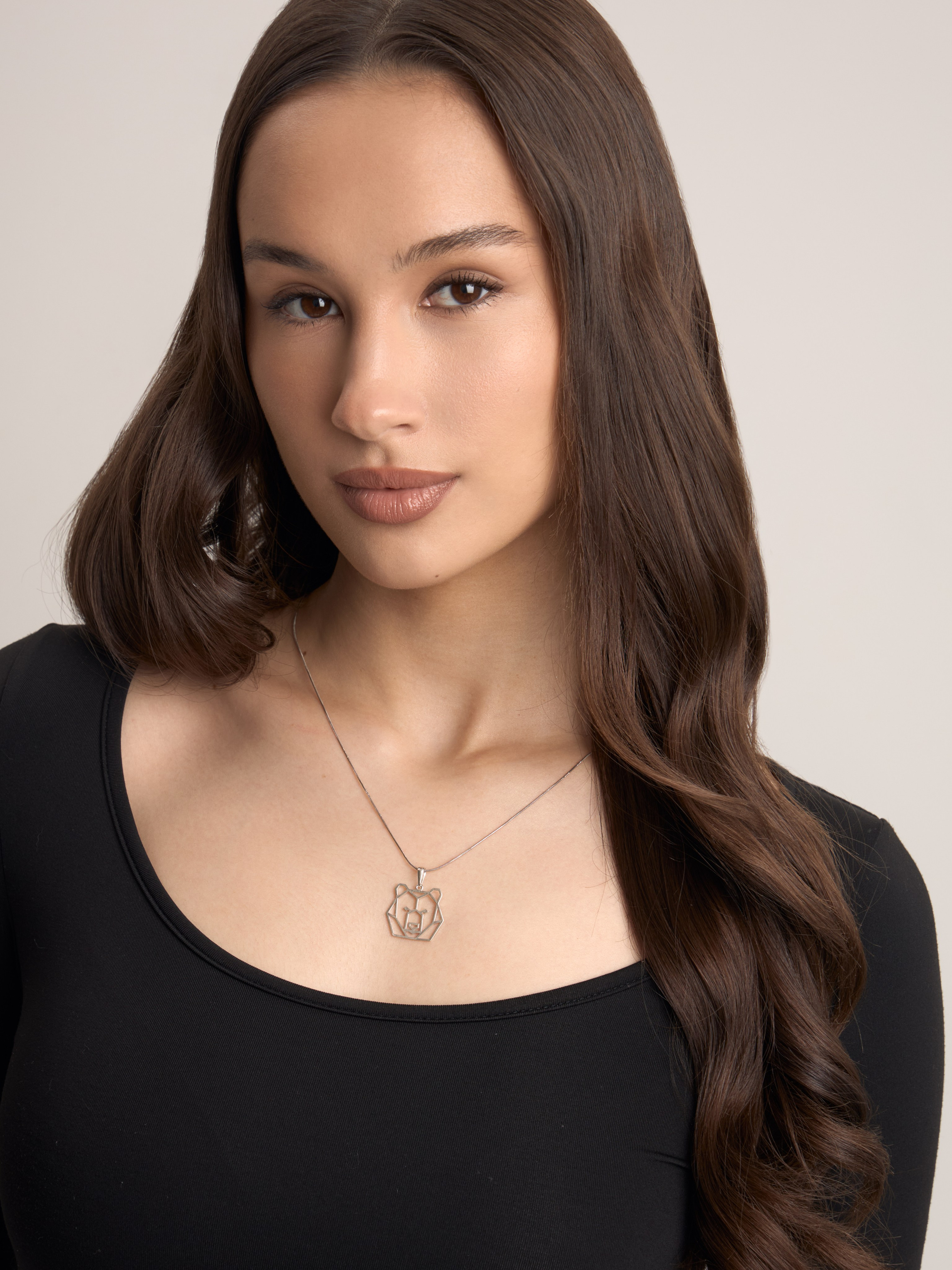 ARTEFACTUM.SHOP. Фотограф для брендов из Санкт-Петербурга Элина Каспаравичюс