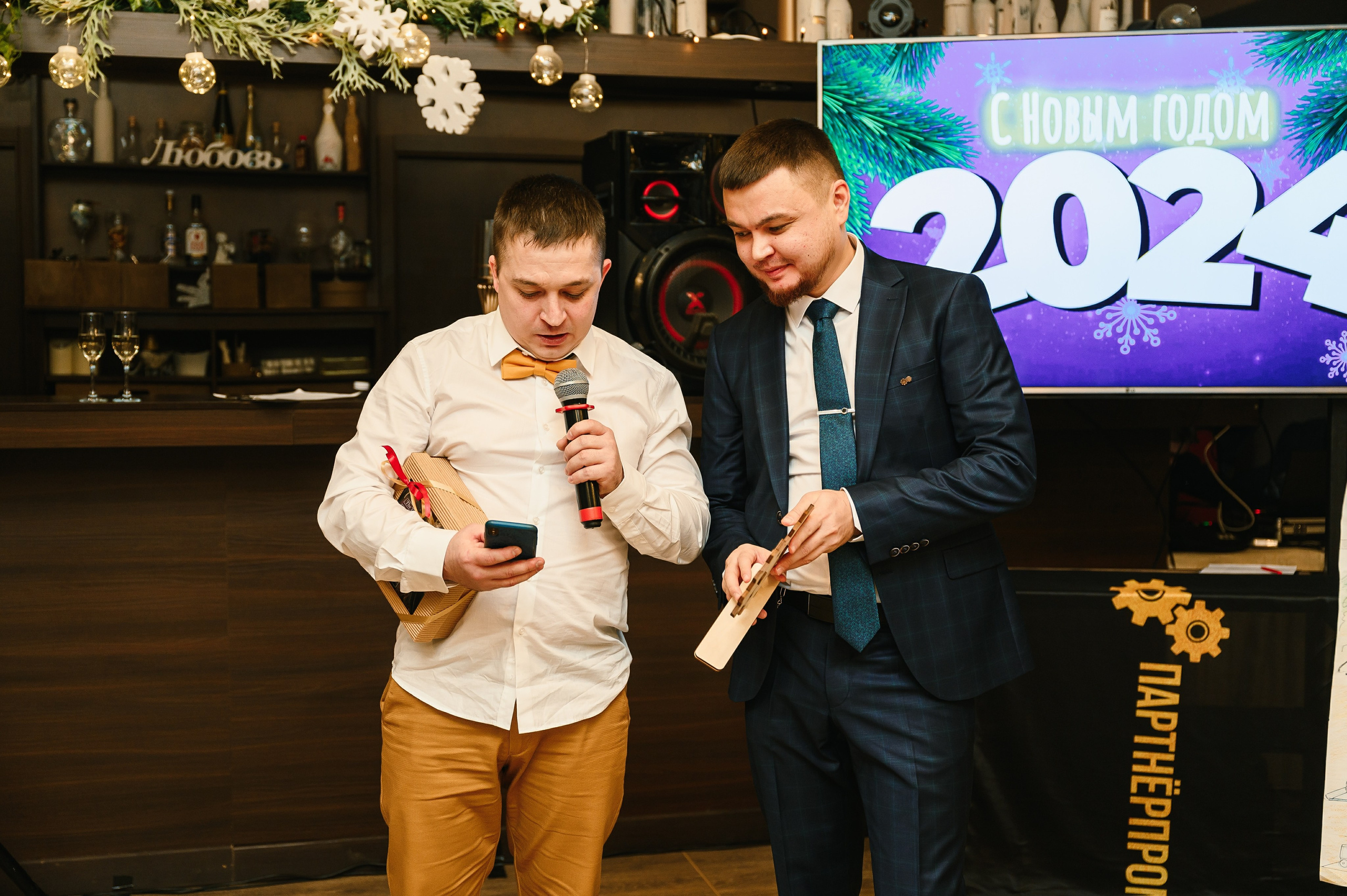 Новогодний корпоратив в «Алых парусах». Wedding and family photographer USA