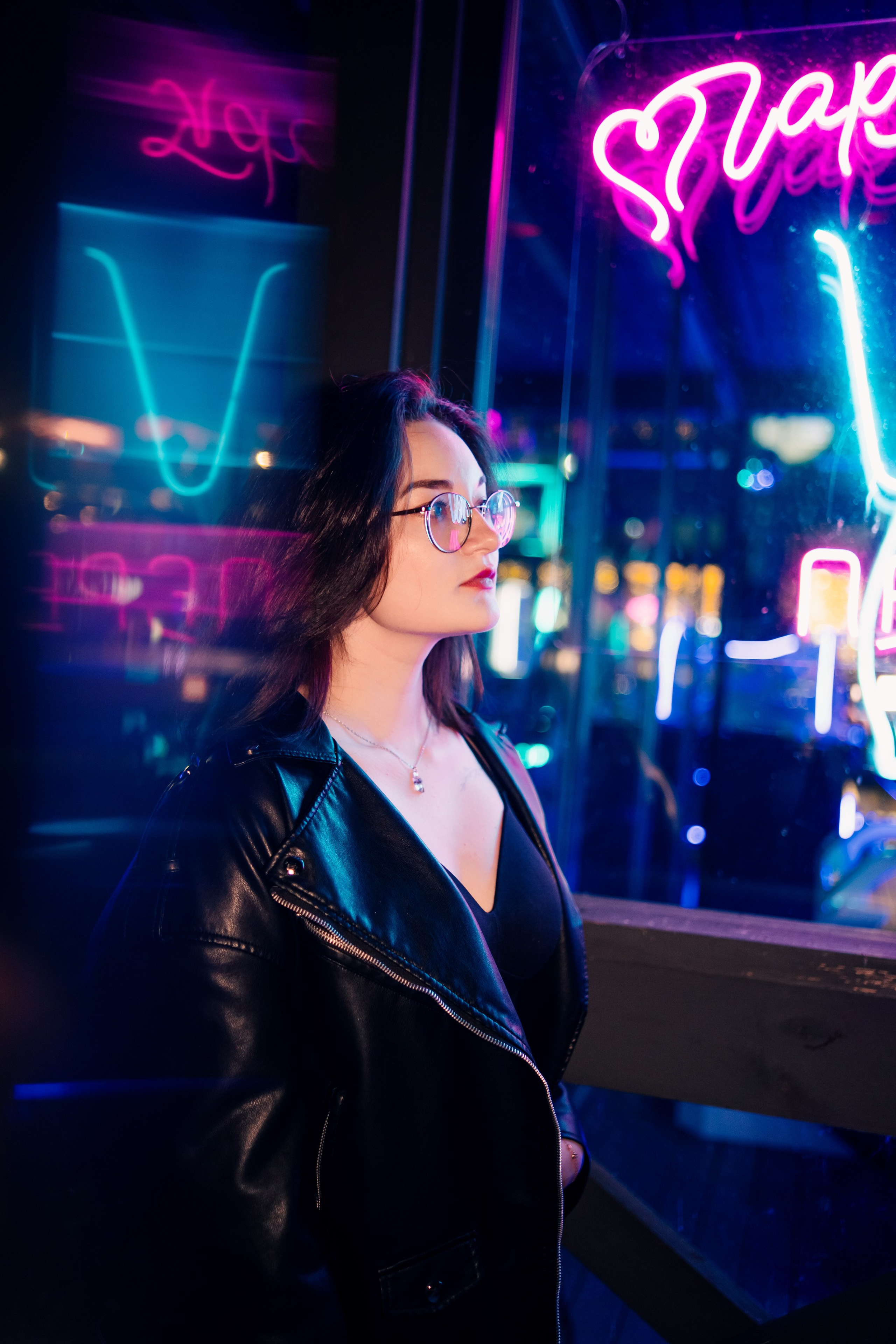 Юля | Палитра неоновых огней. Felixtones