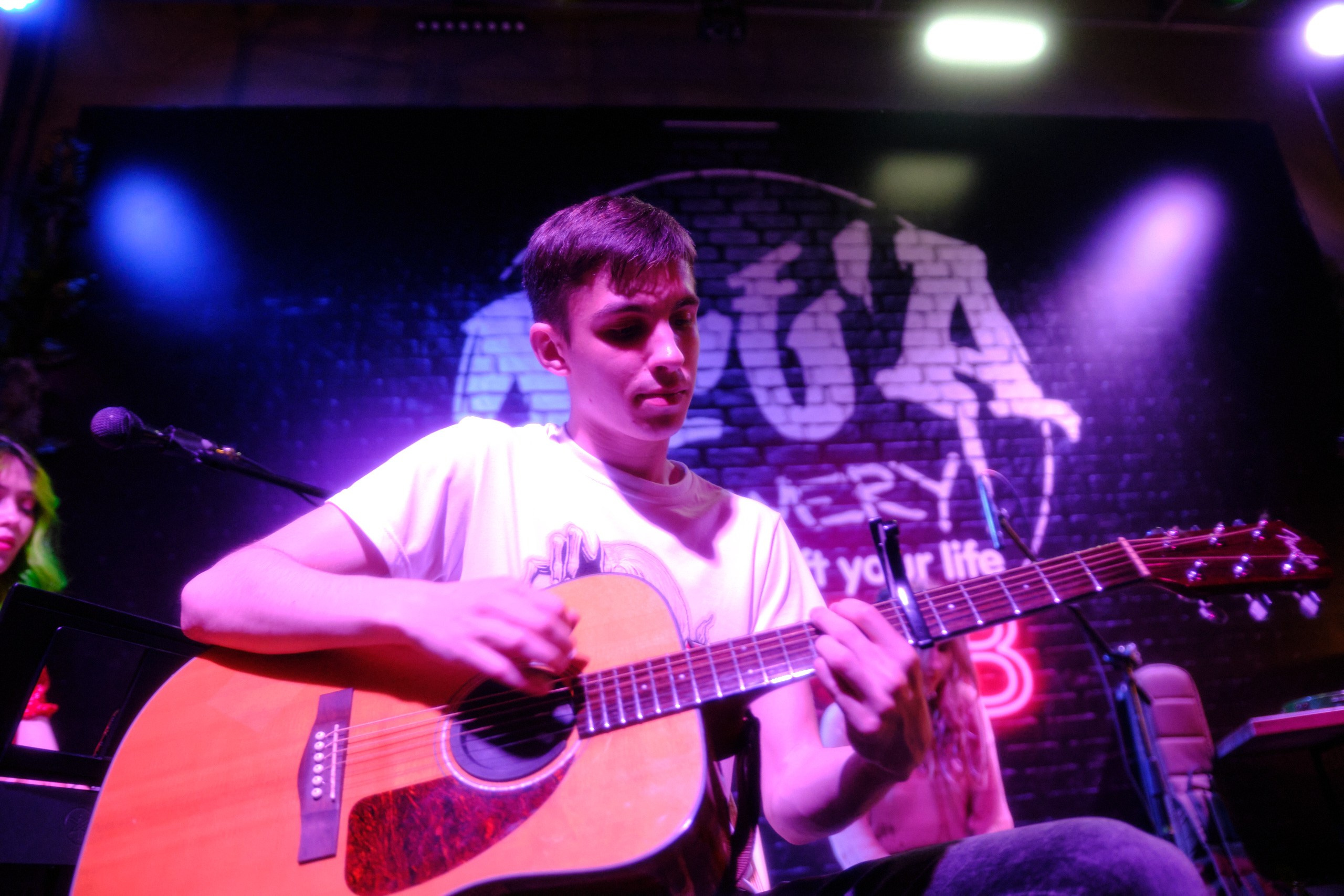 ArtaPub. Антон Ив