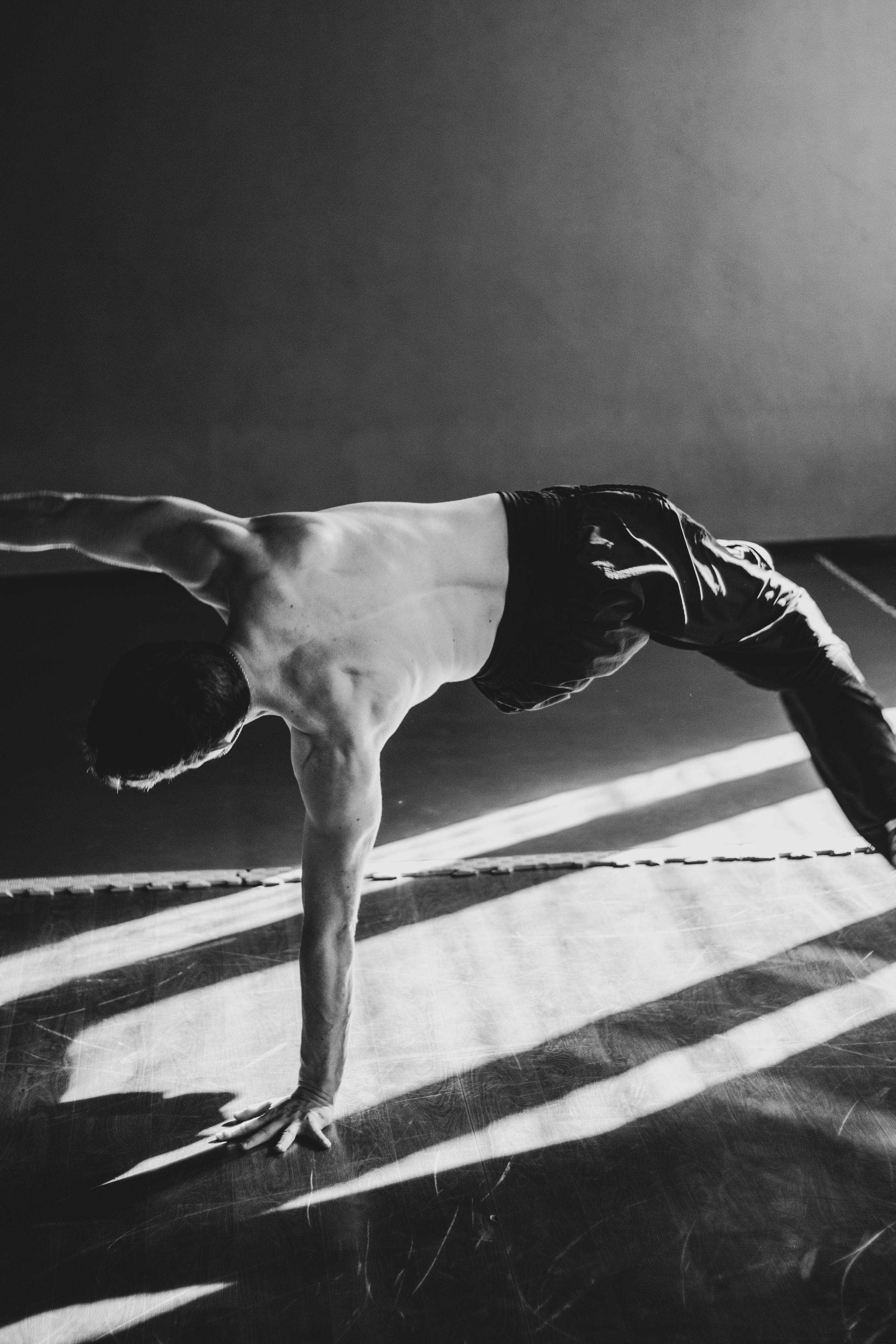 Портретная съемка — Михаил. Портретный фотограф в Орле. Готовые фото за 3 дня! Помощь в позировании. Советы по организации