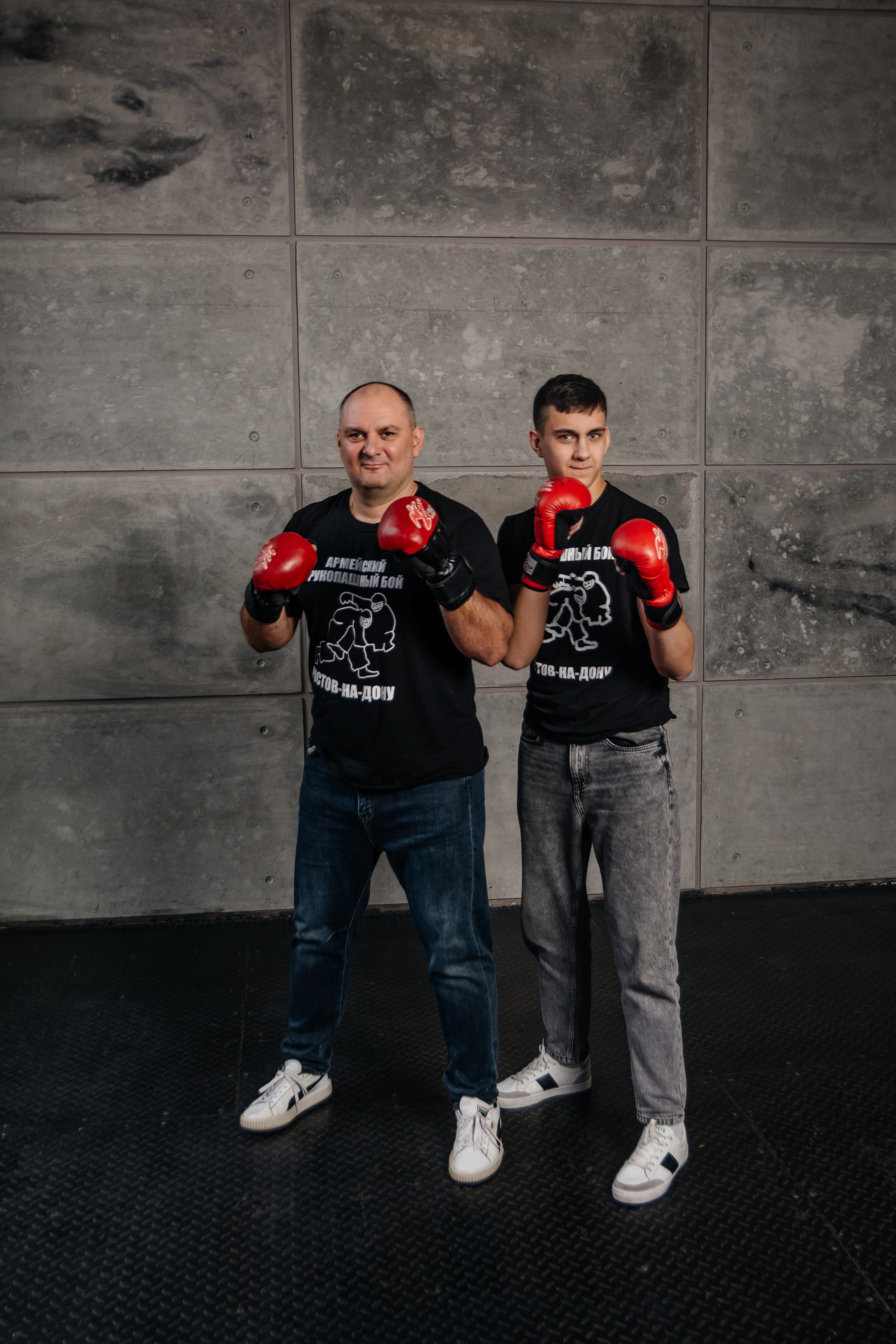 Фотосессия отец и взрослый сын. Семейный и детский фотограф Кущ Наташа