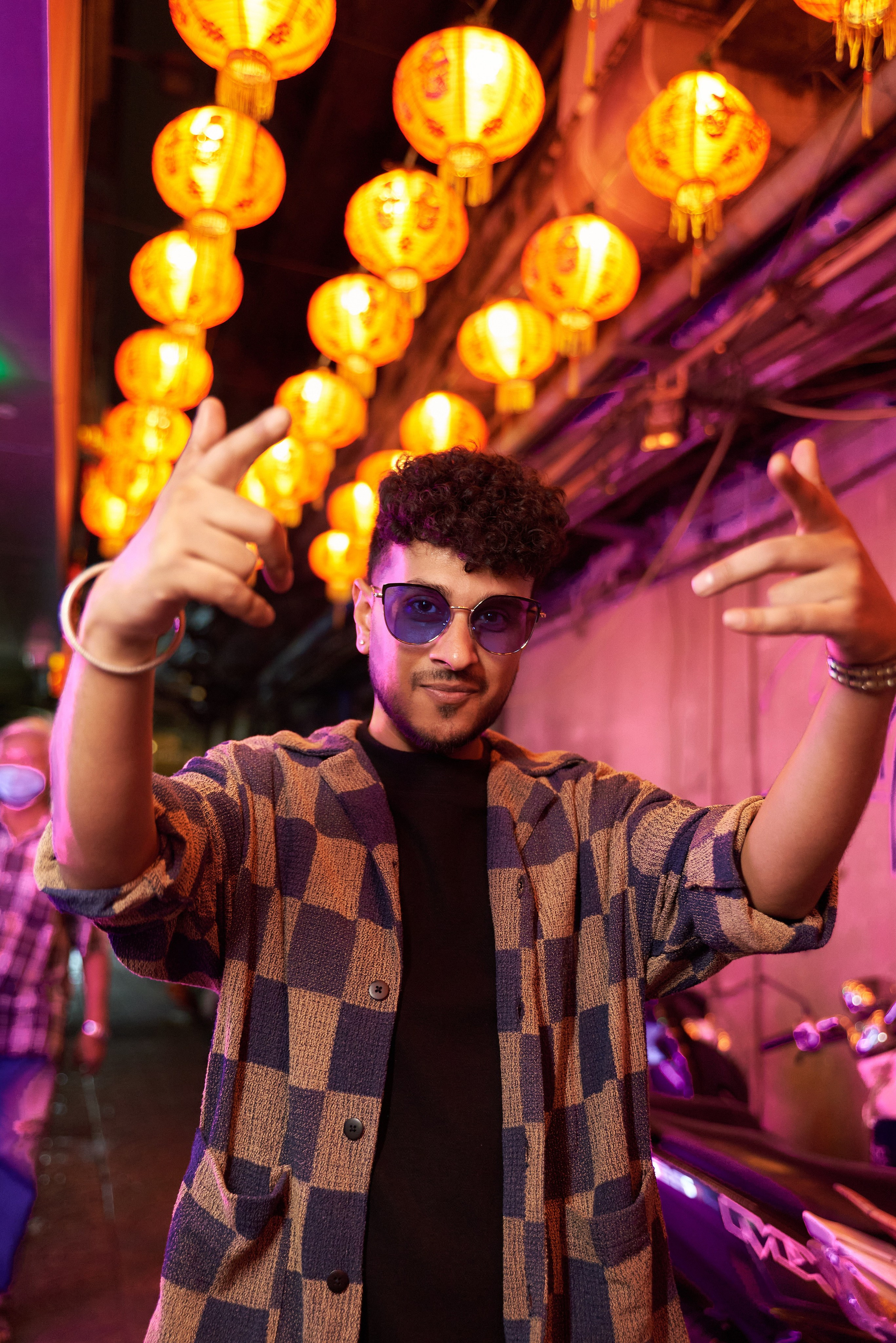 Veekapoor — music artist (Photoshoot in Chinatown). Photographer Bangkok — Pattaya | фотограф Бангкок — Паттайа