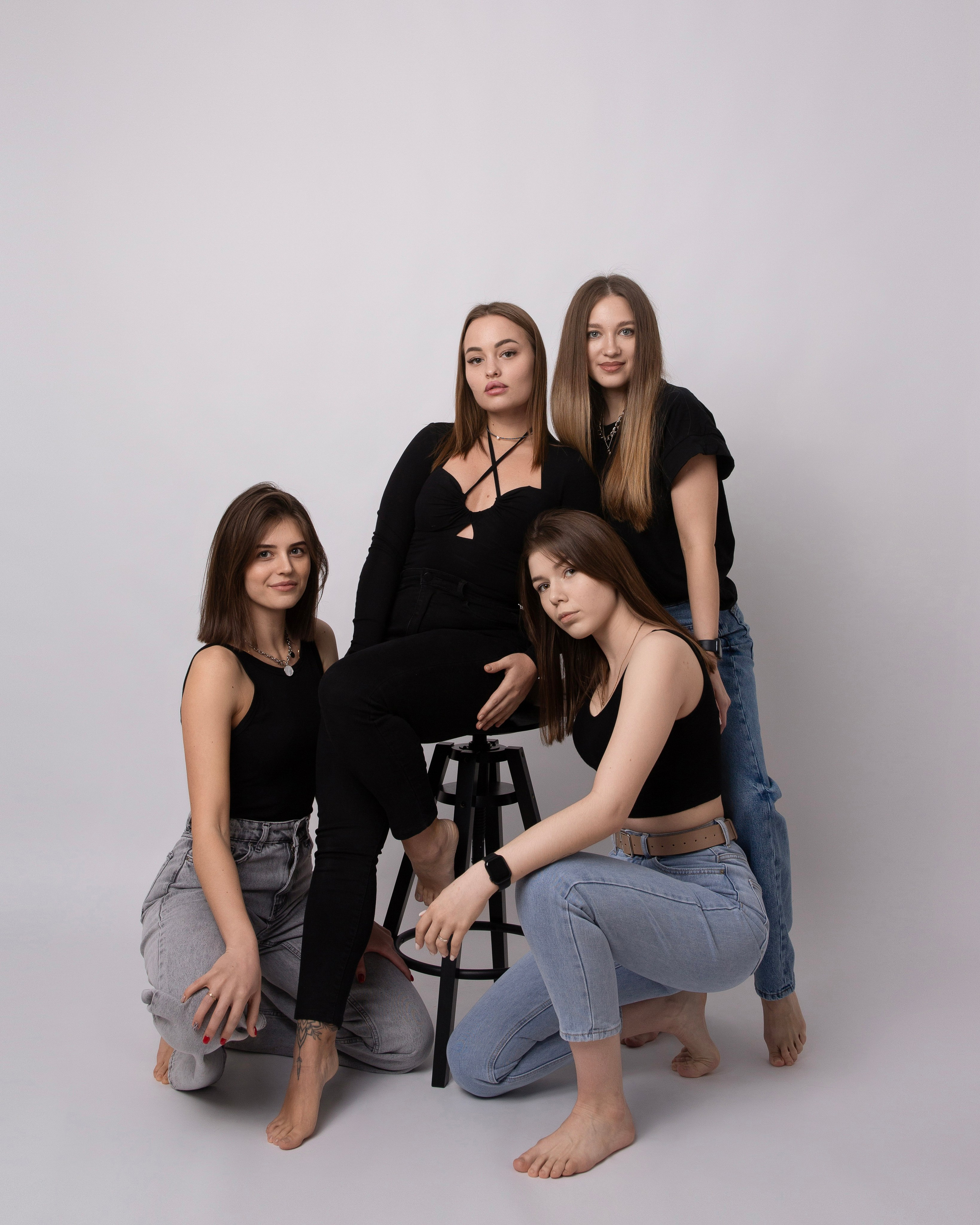 Устроили девишник в студии Fotomaris Whtebackground