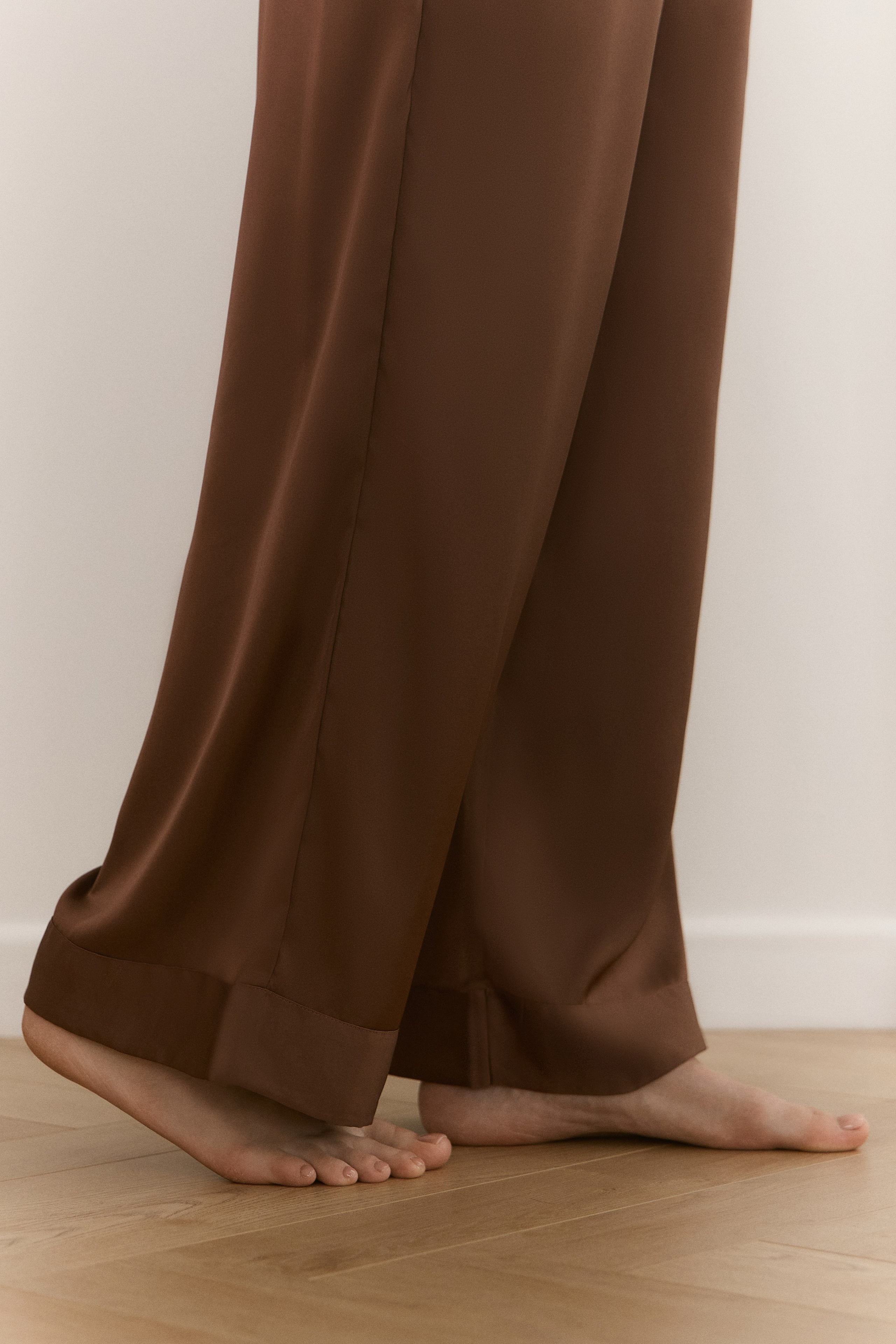 Бренд АКН. каталог в интерьере. Туманова Екатерина — коммерческий фотограф в Москве