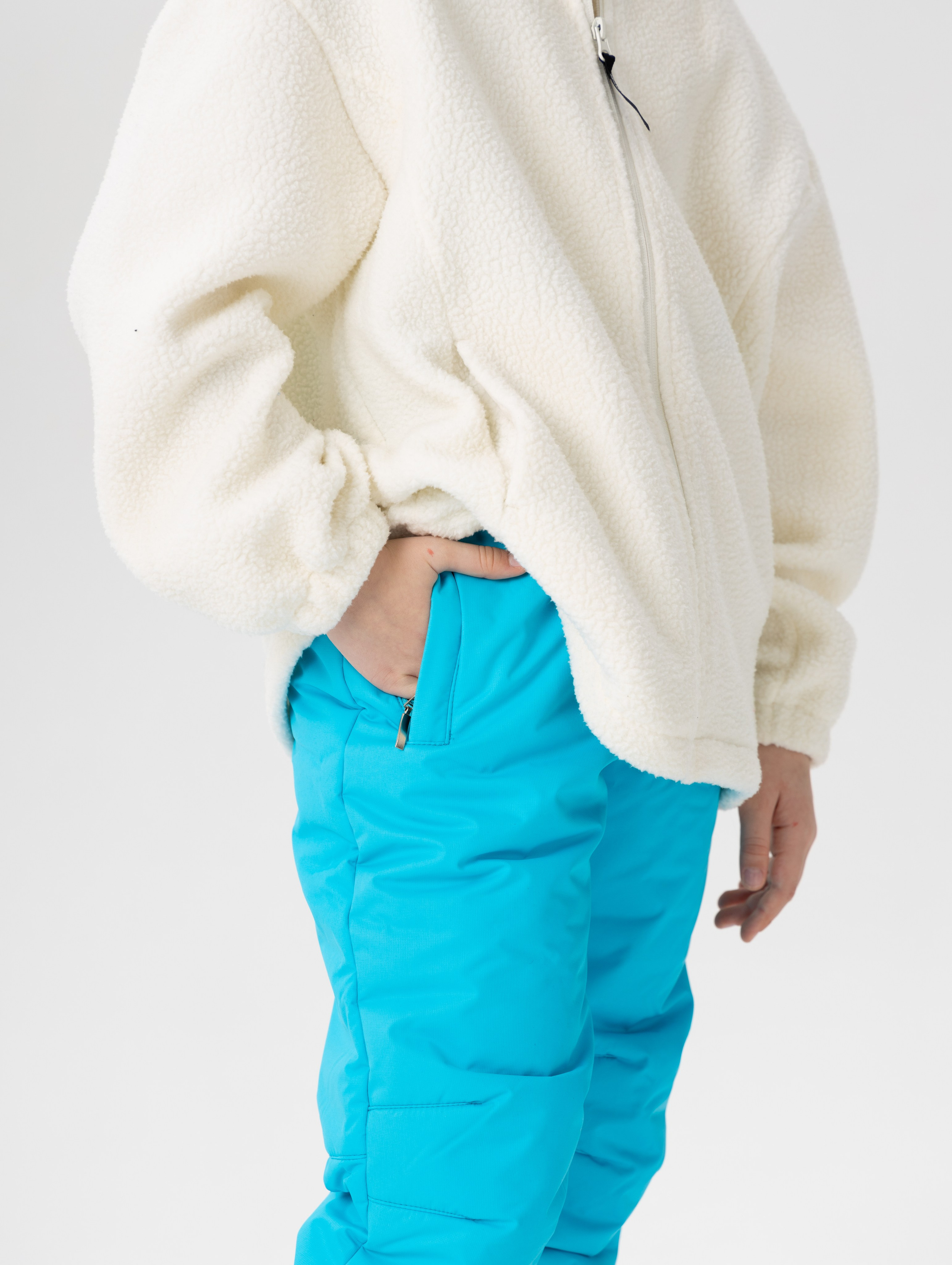 Каталожная съемка детской одежды для маркетплейса. Фотограф в Новосибирске Анна Полторацкая