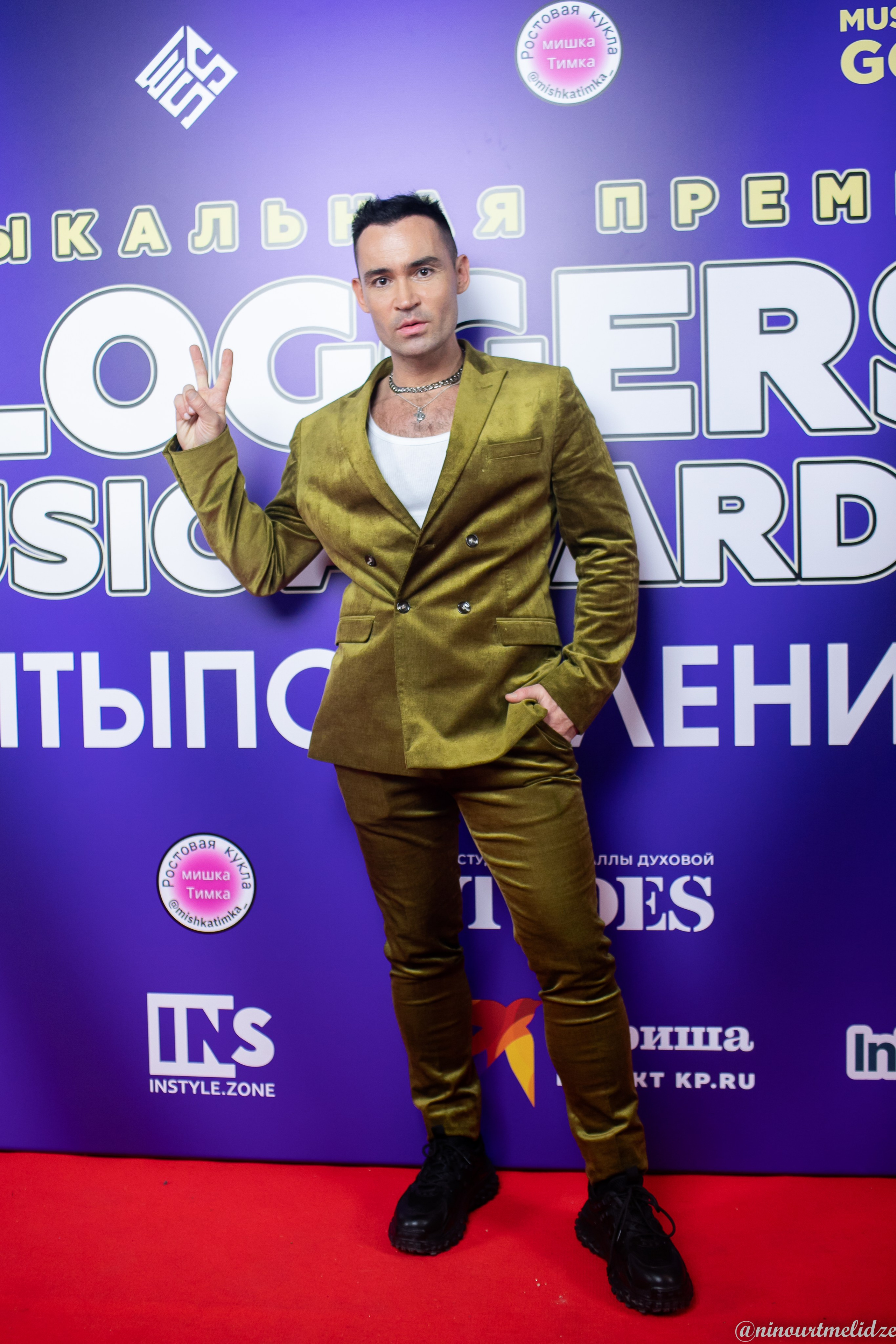 Music box награждение. Art photographer Nino