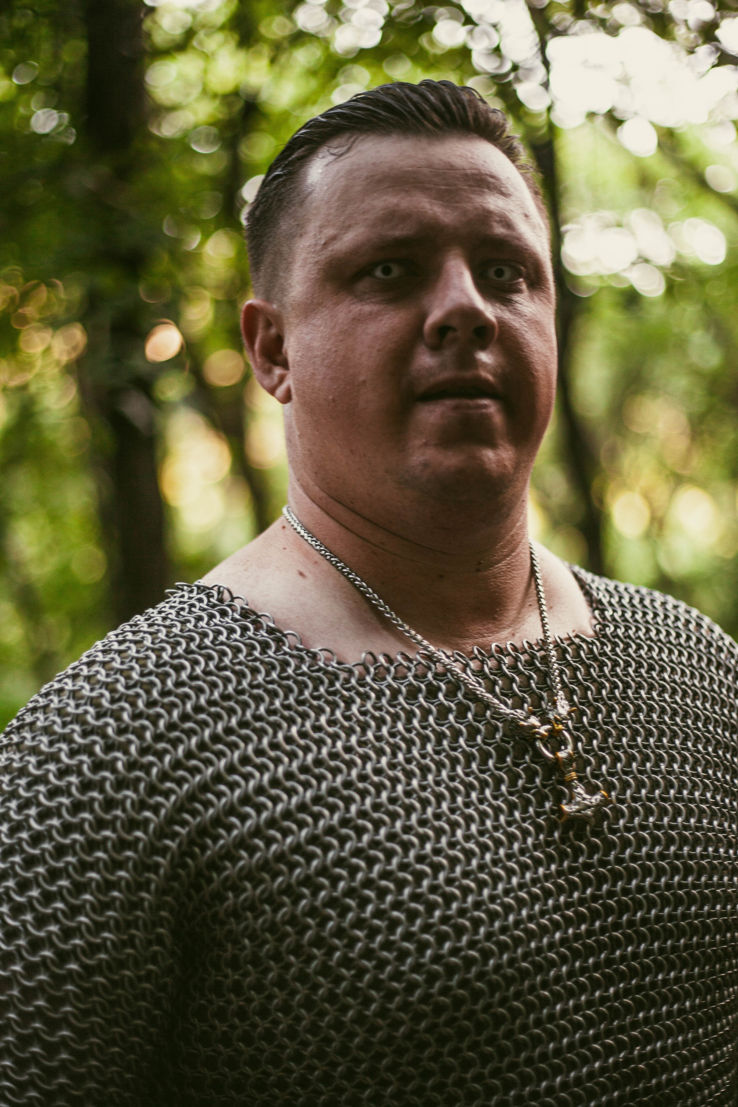 Клип. Уличный фотограф Города N