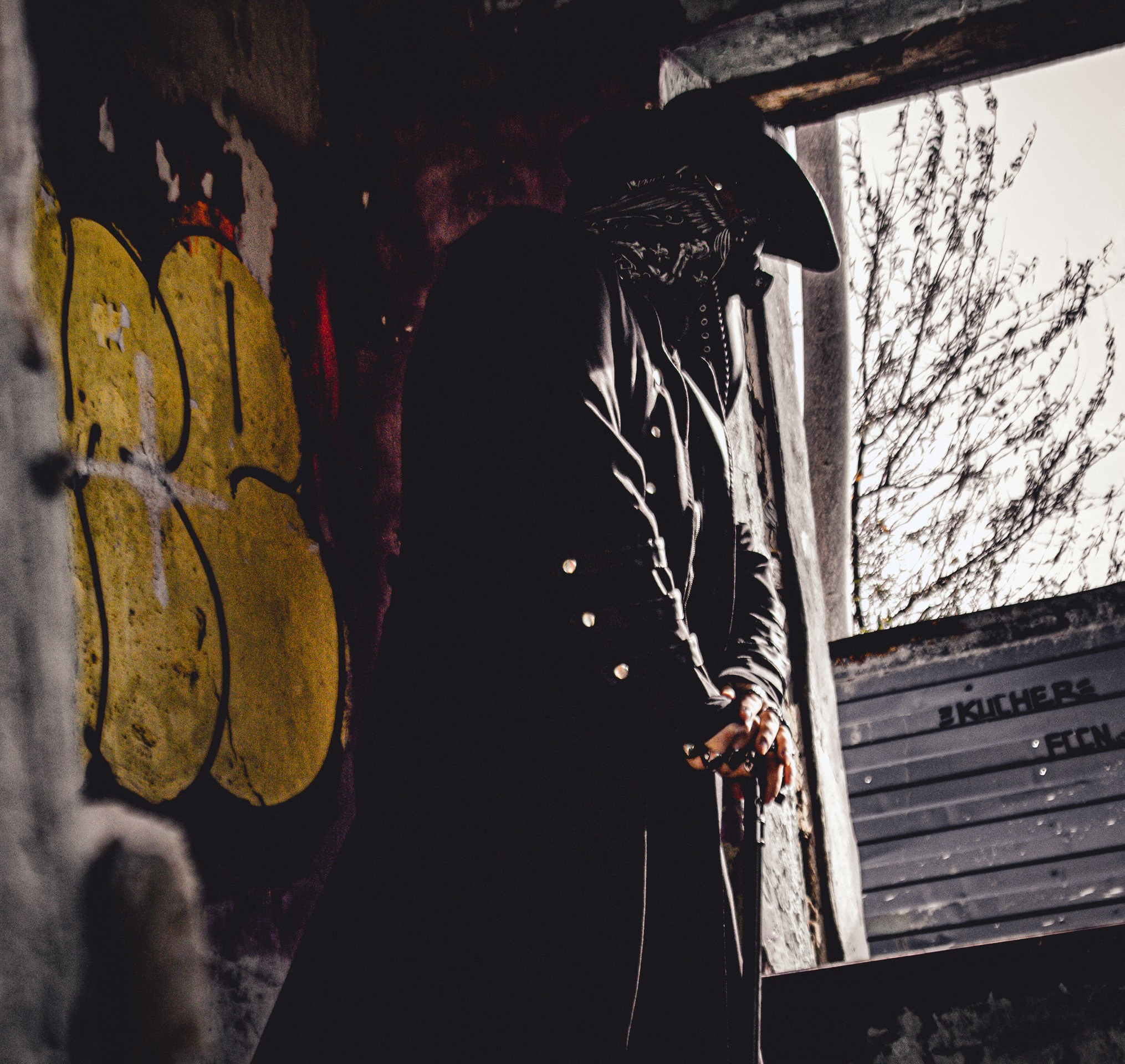 Заброшенная душа. Уличный фотограф Города N