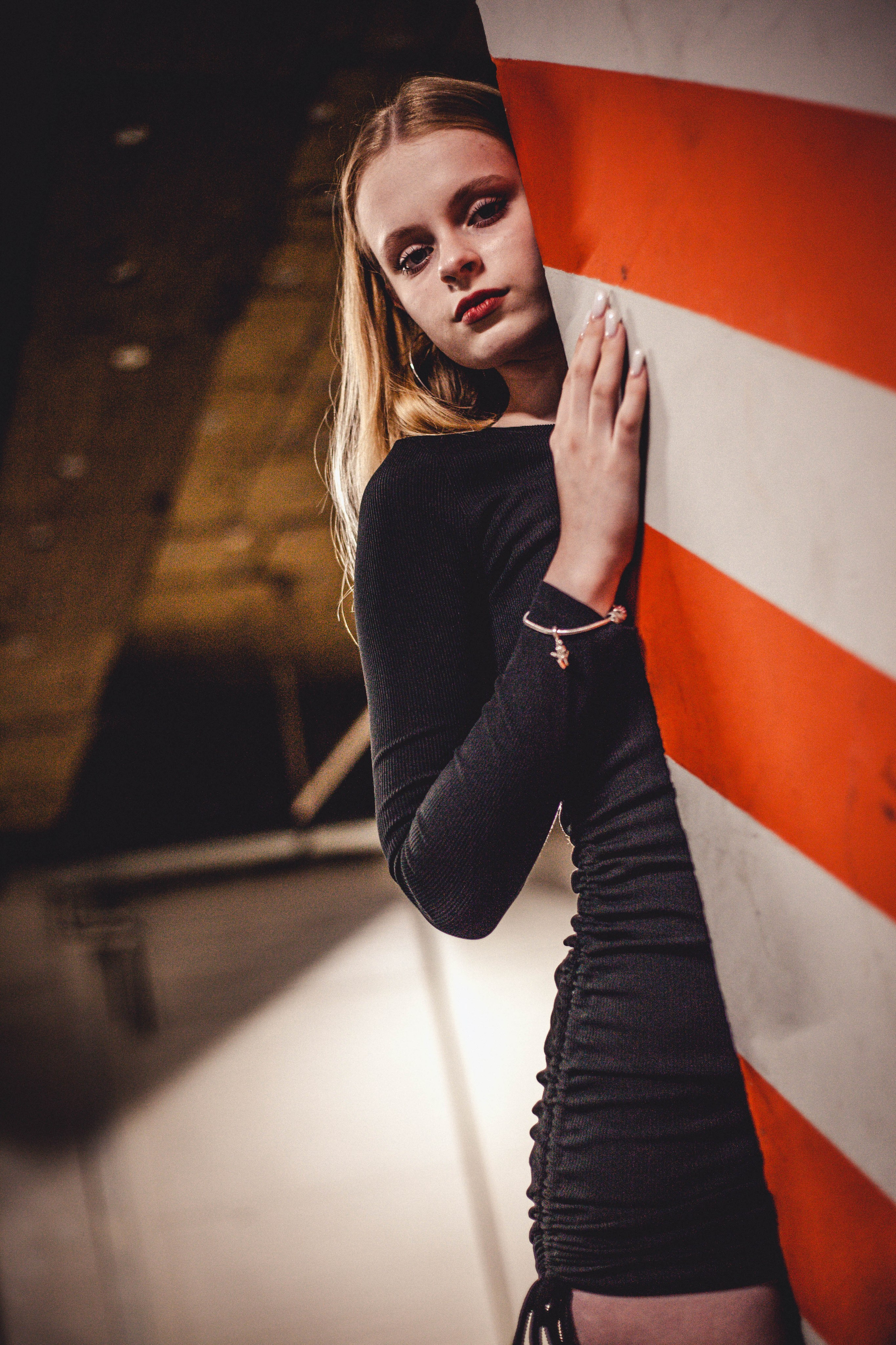 «Тайны парковки глазами тележки». Уличный фотограф Города N