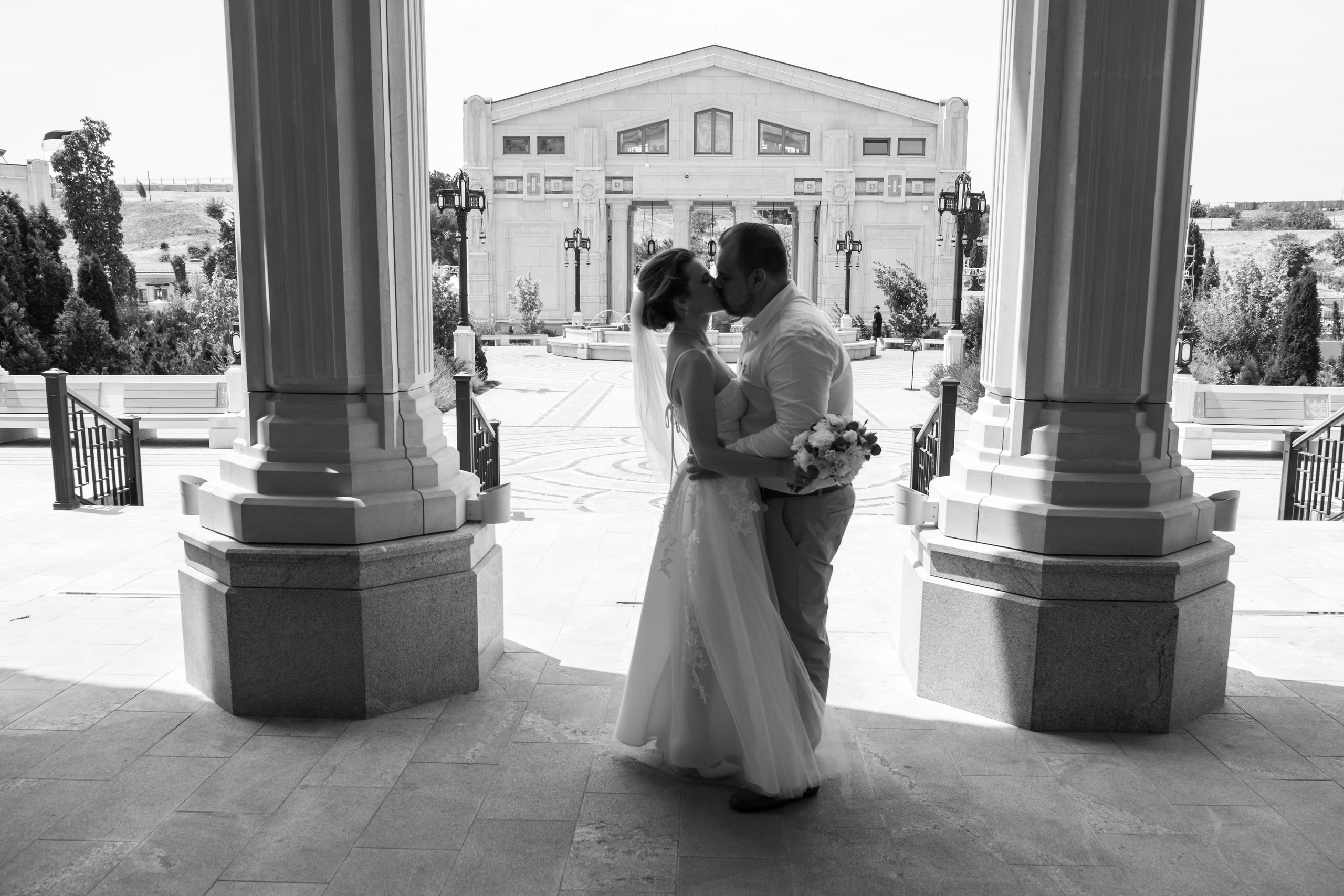 А+А (ЗАГС, Херсонес, Фиолент). Профессиональная фотосъемка в Крыму. Натуральные эмоции и живые кадры. Забронируйте дату прямо сейчас!