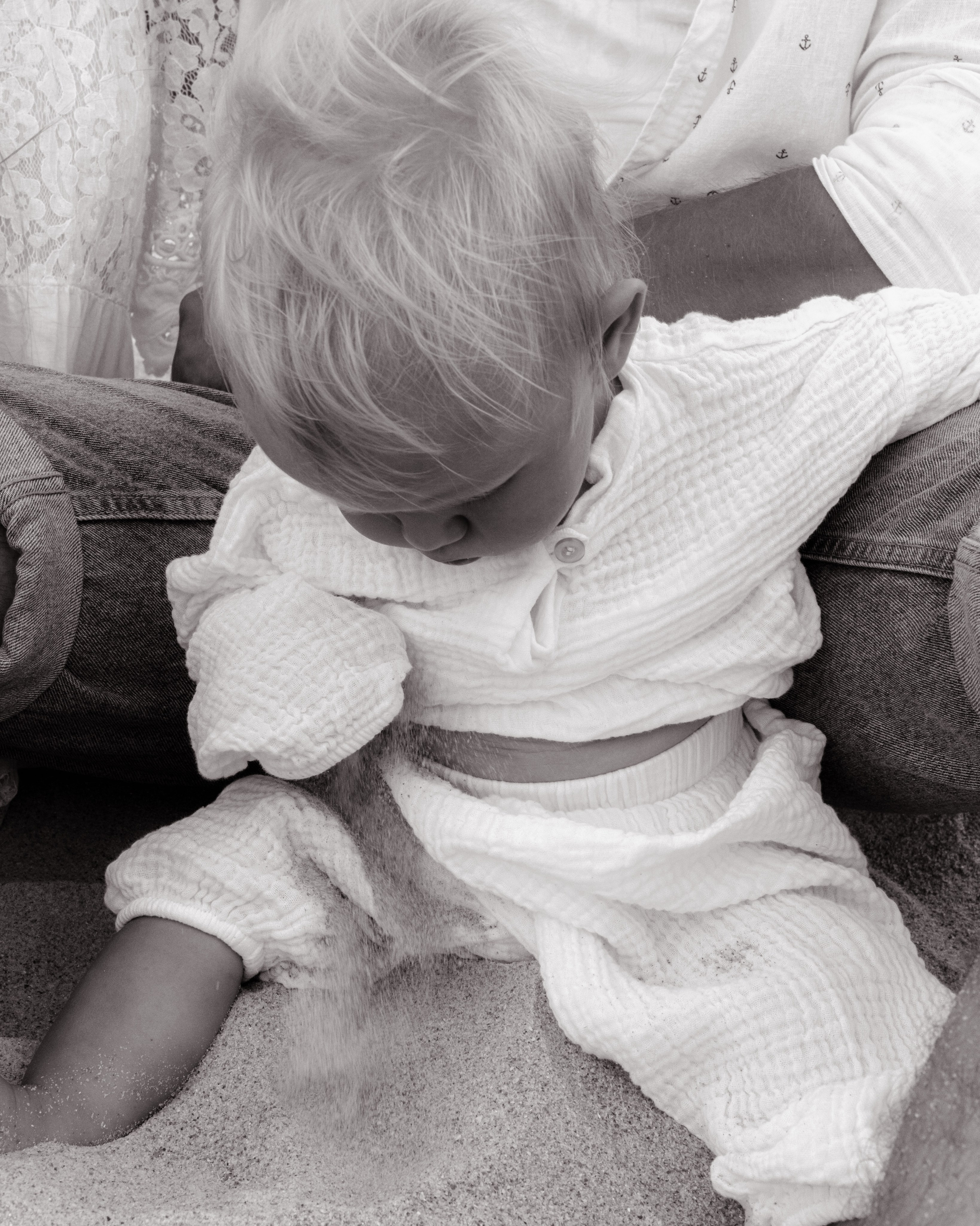 Mother and daughters. Portrait photographer Nha Trang | Julia Meshanina