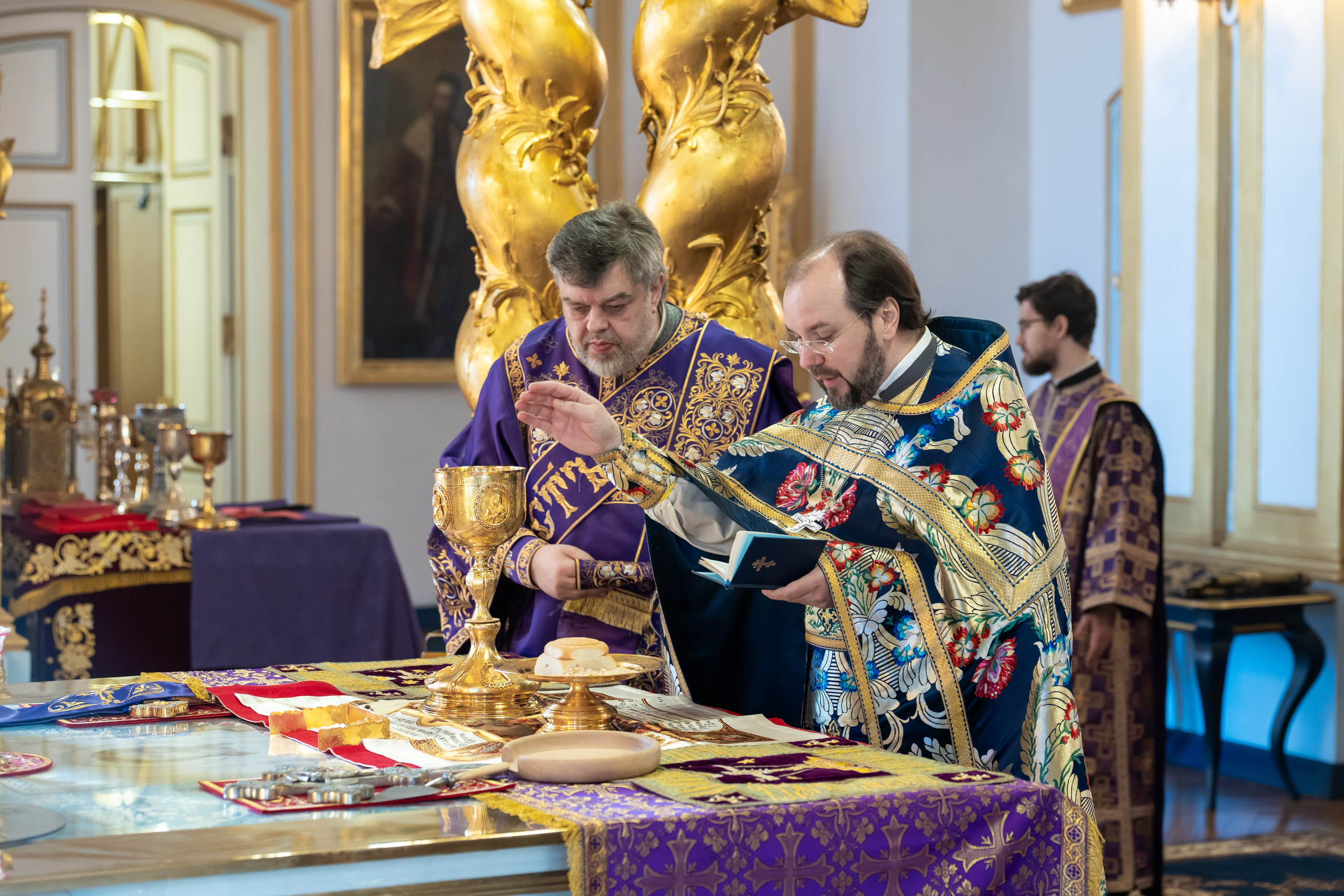 Неделя 4-я Великого поста, прп. Иоанна Лествичника. Святых сорока мучеников, в Севастийском озере мучившихся. НИКОЛО-БОГОЯВЛЕНСКИЙ МОРСКОЙ СОБОР