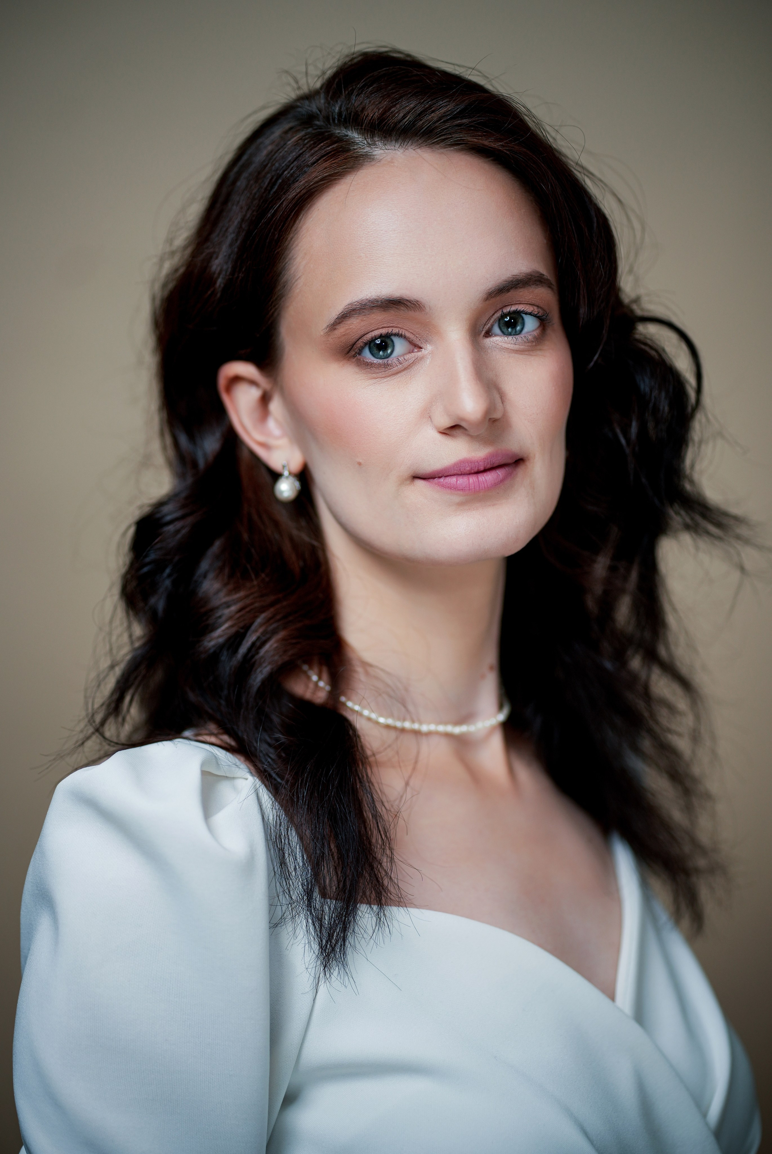Актриса Алёна Паздникова. Портретная съемка в Москве, студийный фотограф Игорь Фомин