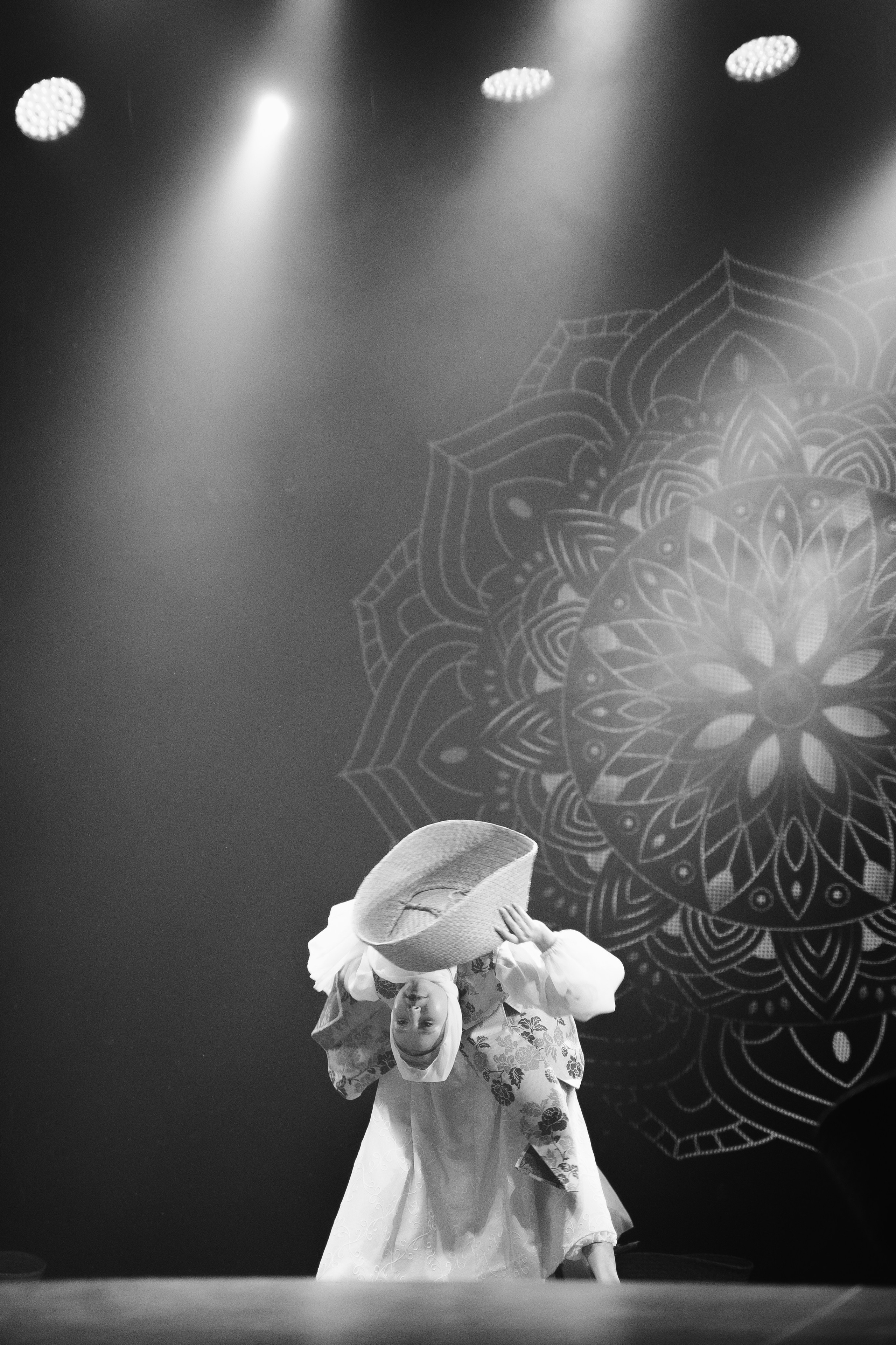 Спектакль «Песнь сирен». Главная