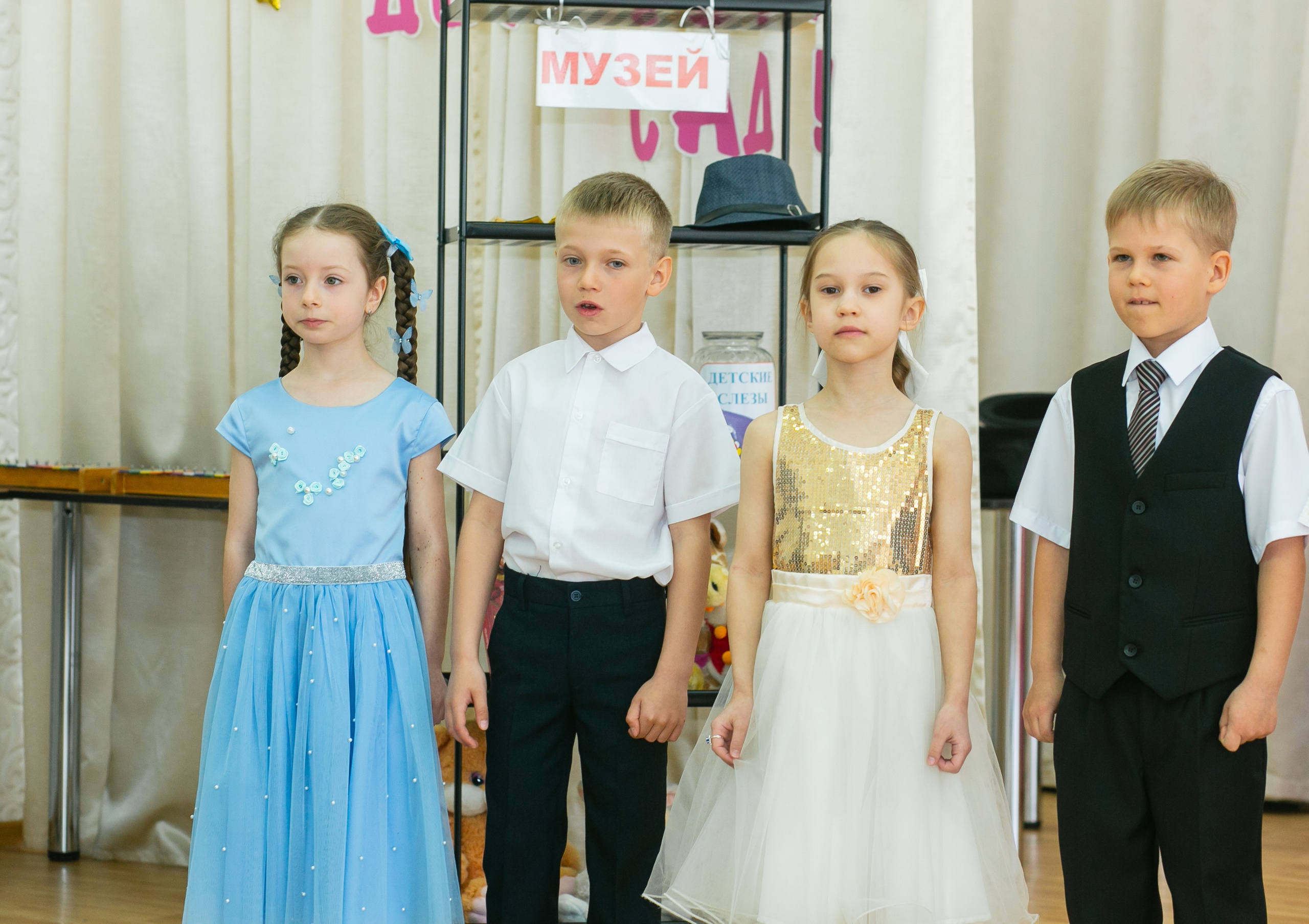 Выпускные и Утренники. Фотограф новорожденных и семейный фотограф НСО г. Бердск Марина Львова