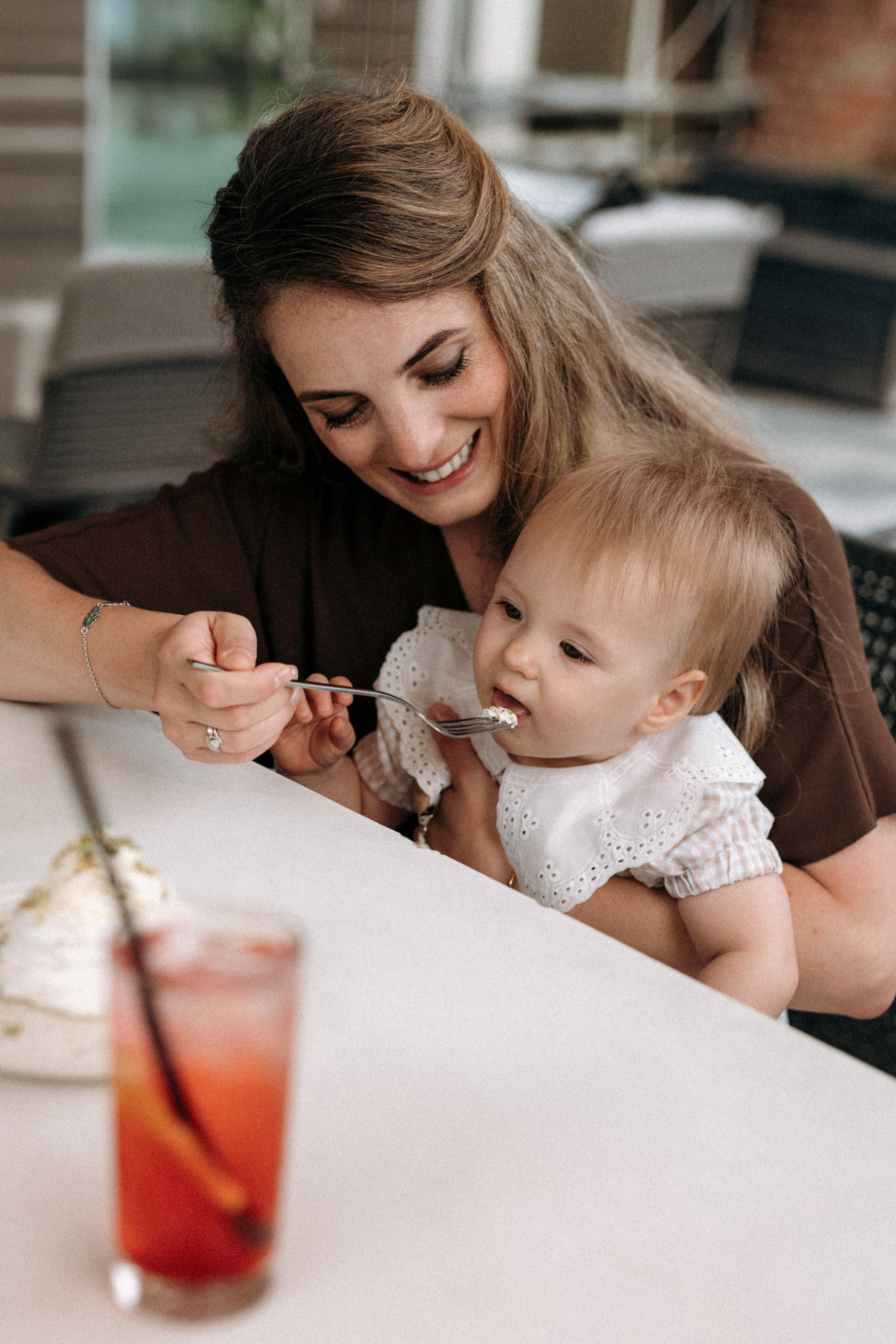 Семейная фотосессия на берегу реки для Миши, Тани, Сони и Таи. Свадебный фотограф в Тамбове Павел Четвертков