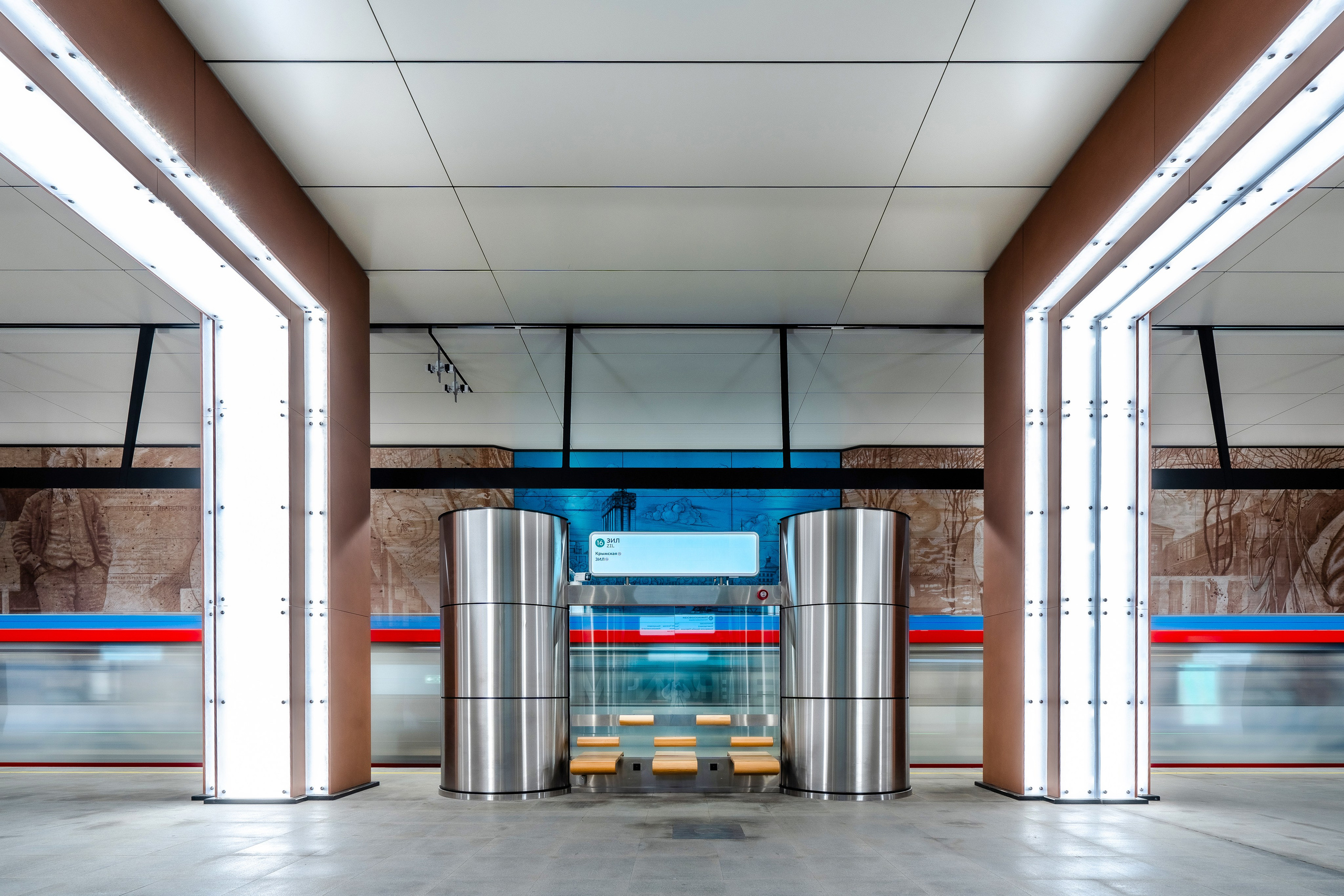 Московский метрополитен. Эд Тихонов. Городской фотограф