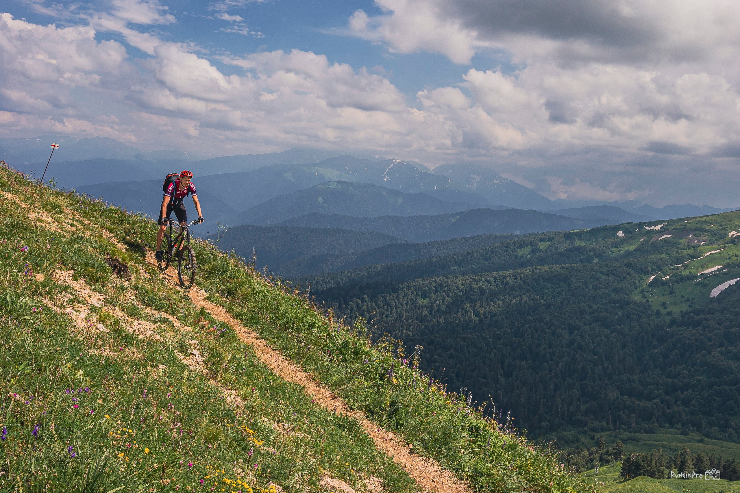 Велотур Велотридцатка 13 июля 2024 Ковальтур. Репортажный фотограф в Краснодаре Рындин Дмитрий