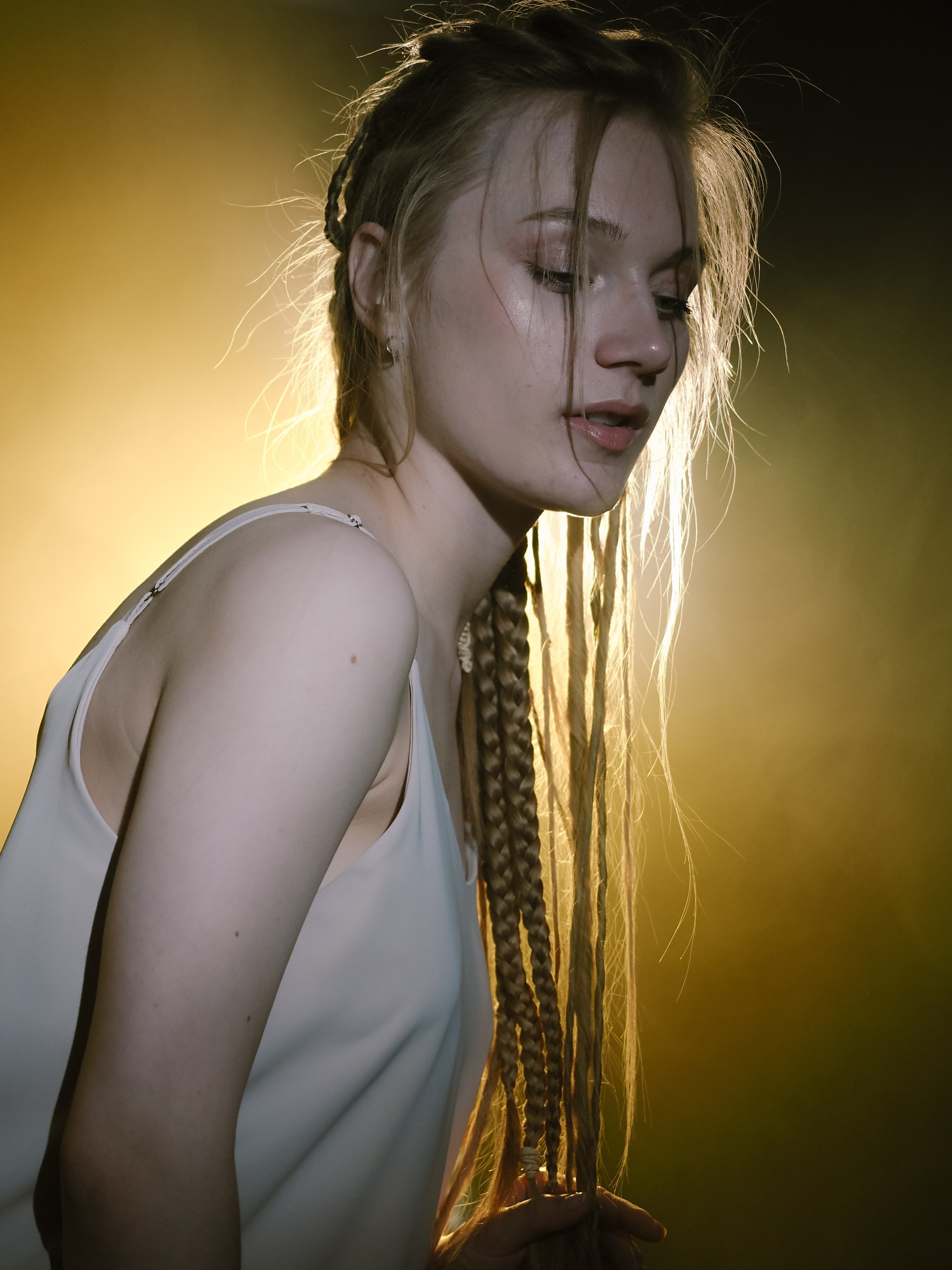 Студийный свет — дым. Фотограф Рязань. Семейный Свадебный фотограф