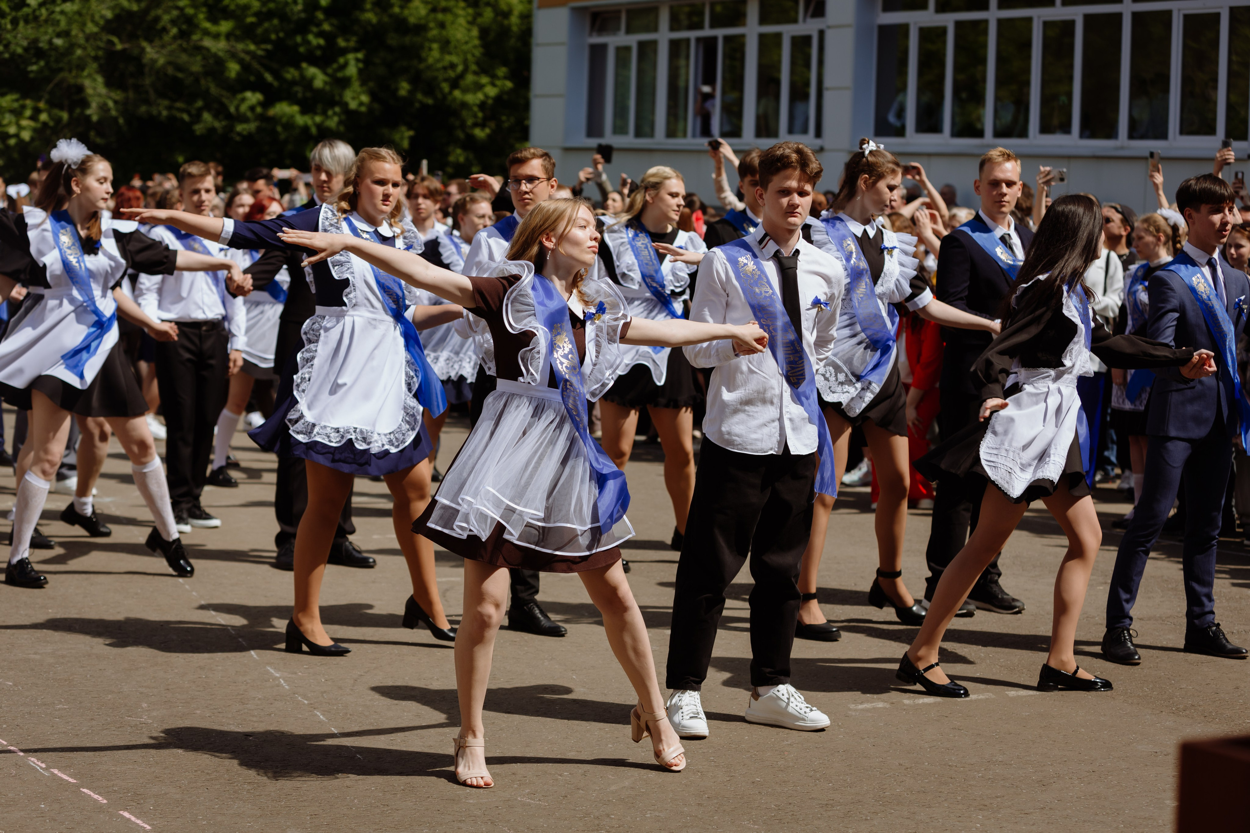 Последний звонок 2024 (3 часа фотосъемки). Профессиональный фотограф Надежда Антонова