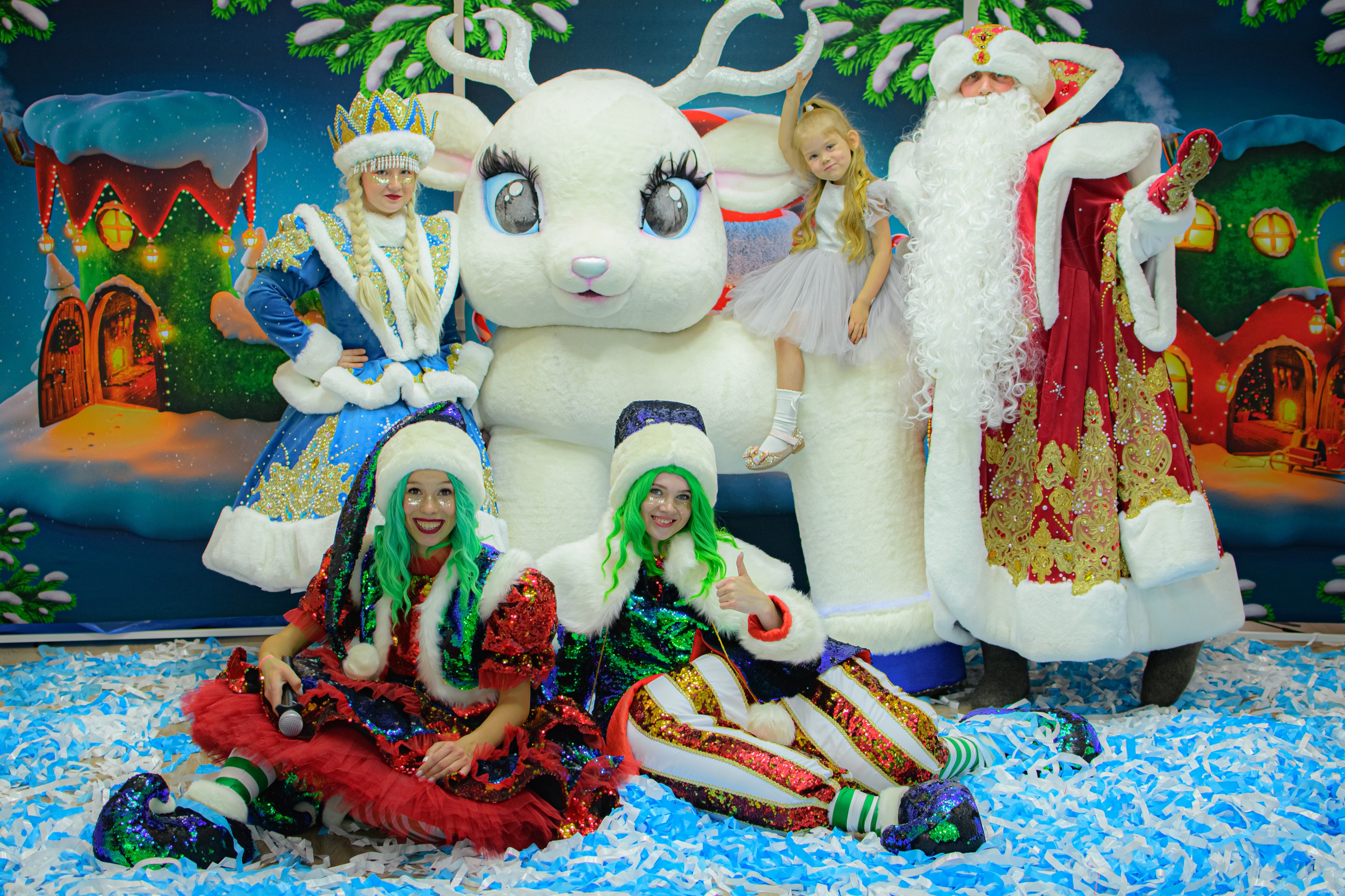 HAPPY NEW YEAR. Photokarish