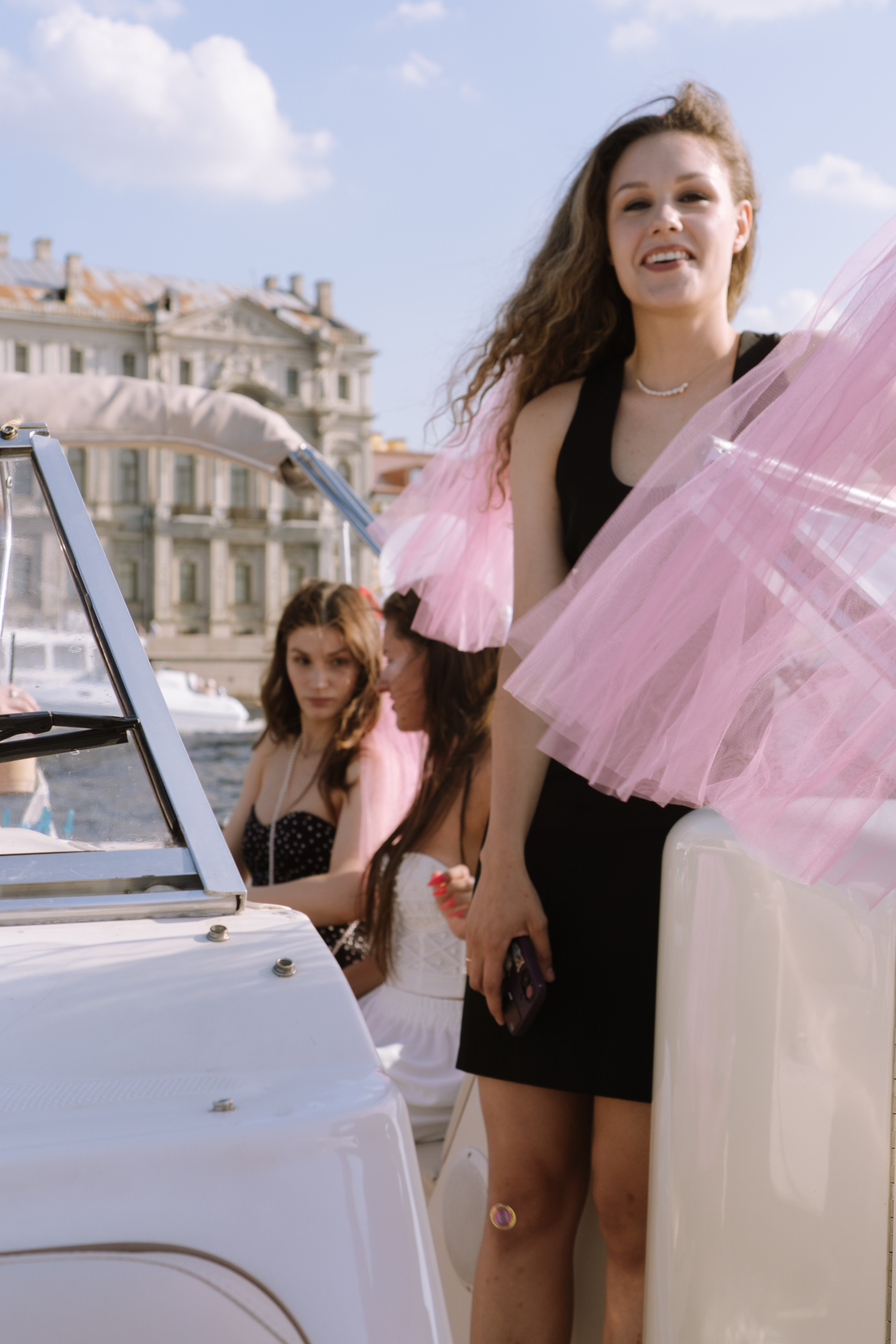 ДЕВИЧНИК НА КАТЕРЕ. Профессиональный фотограф, Санкт-Петербург — Виктория Богомолова