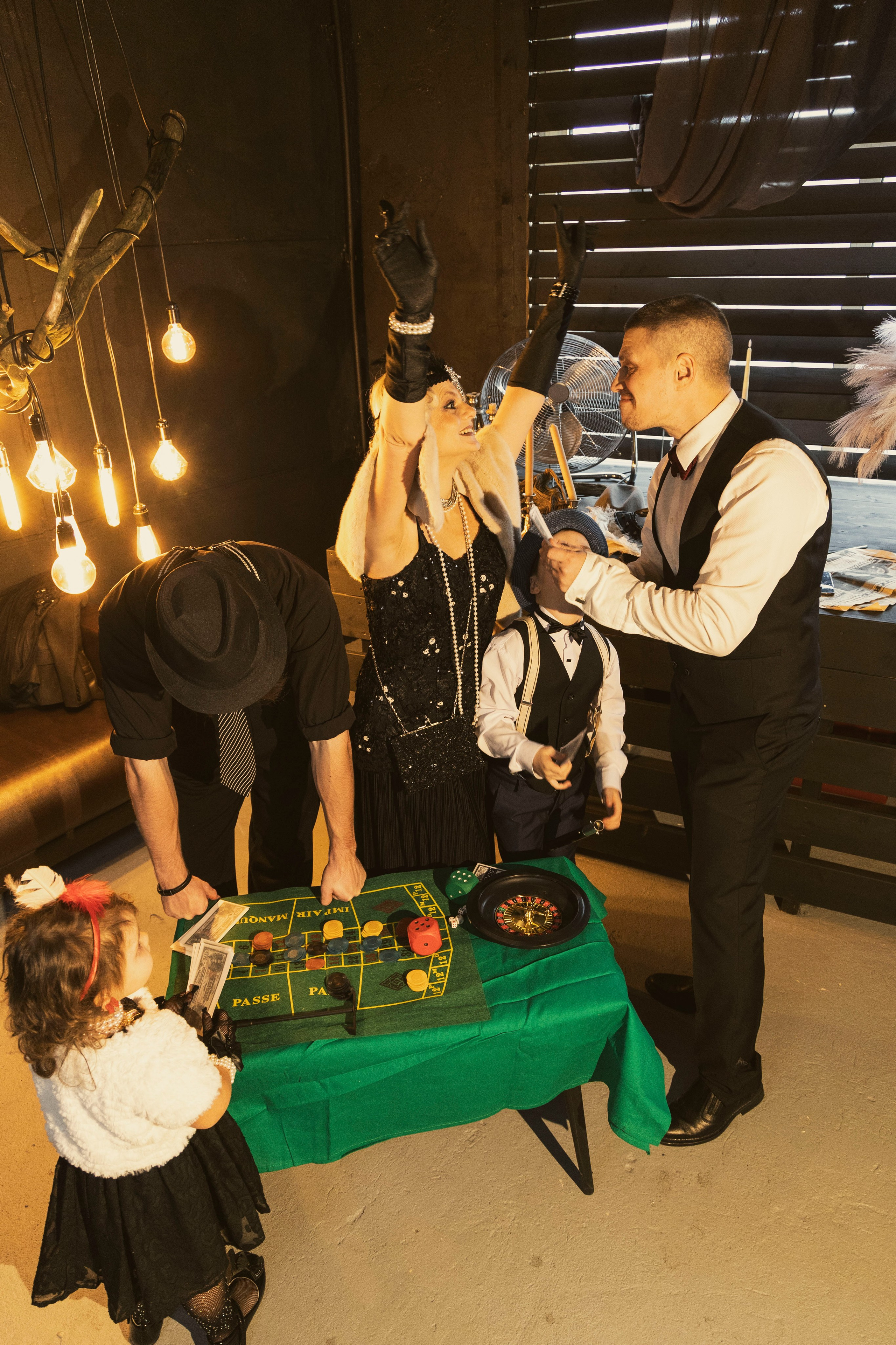 Семья Волковых. Фотограф для маркетплейсов, фотоуслуги в Жуковском Татьяна Марсуверских